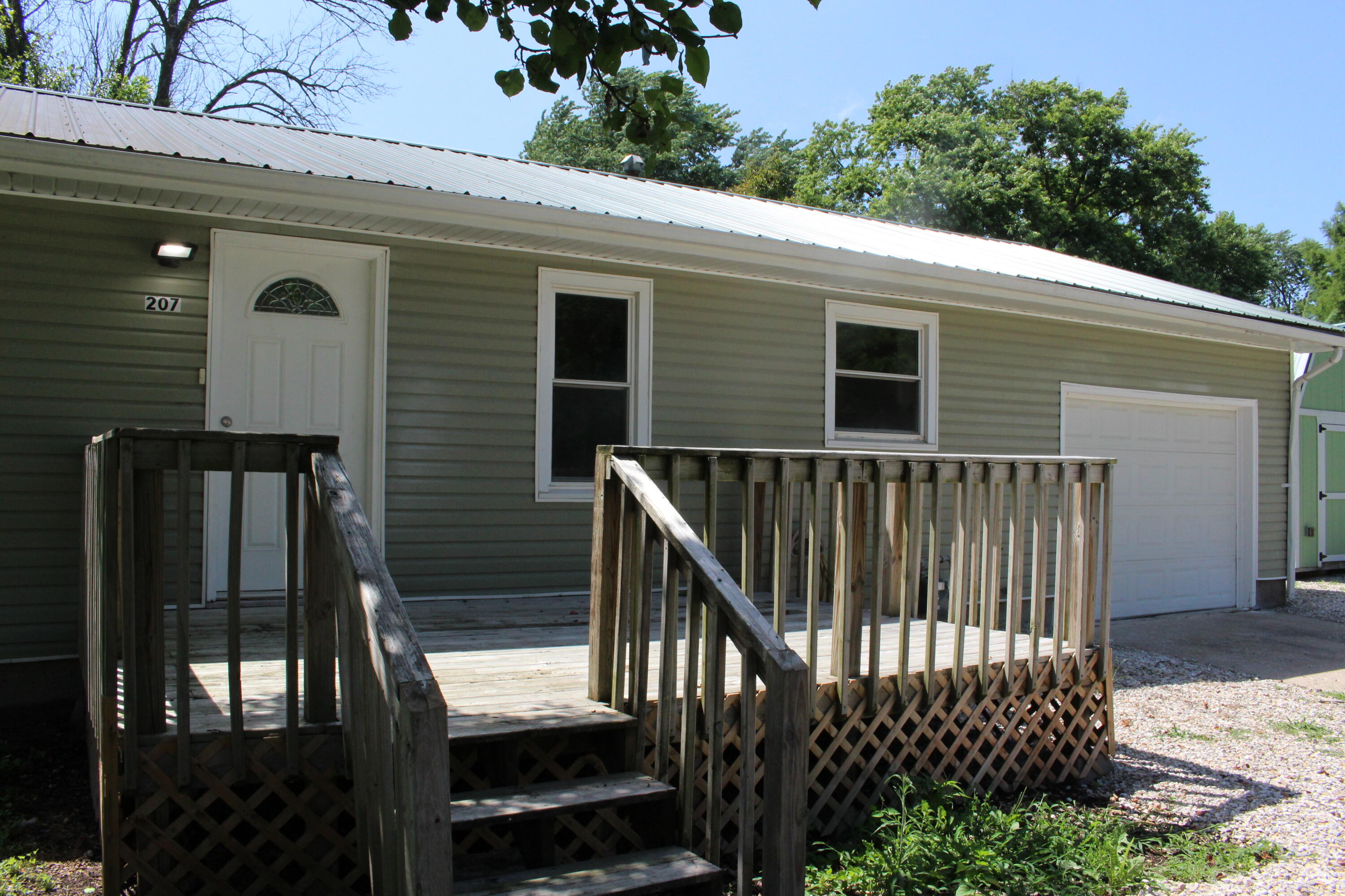 207 Morgan Street Property Photo 21