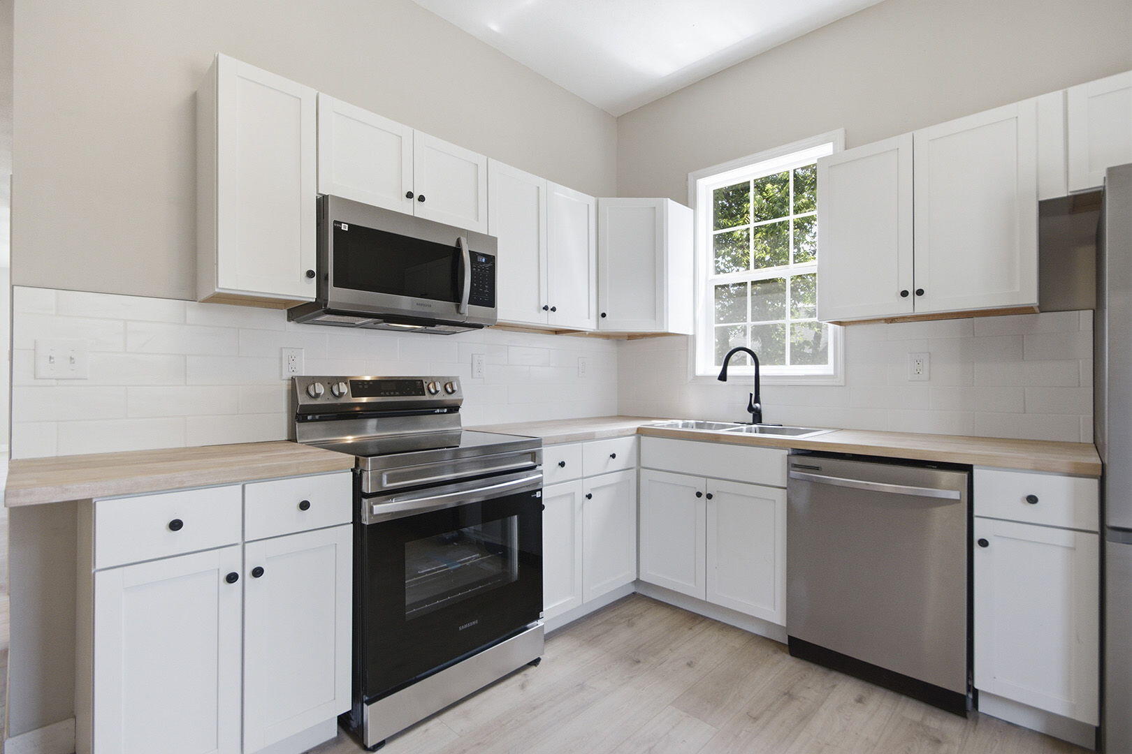 1016 E Jackson Street Property Photo 23
