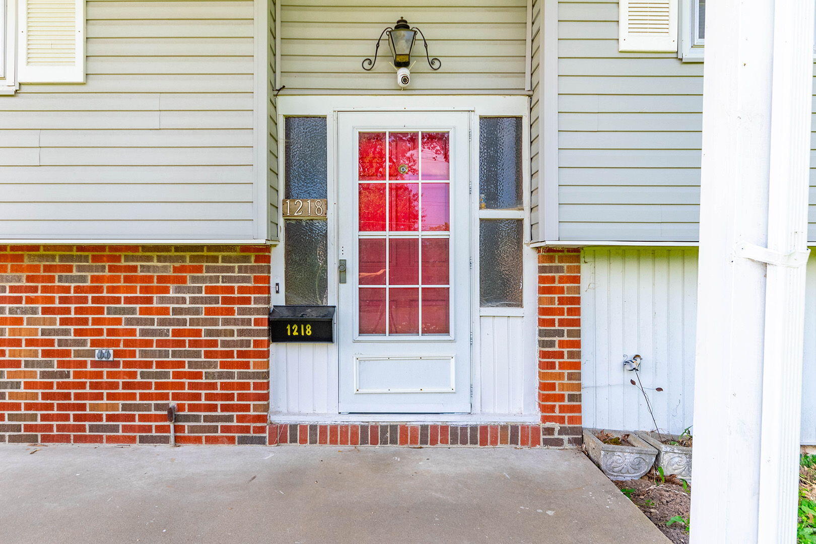 1218 Hendricks Drive Property Photo 6