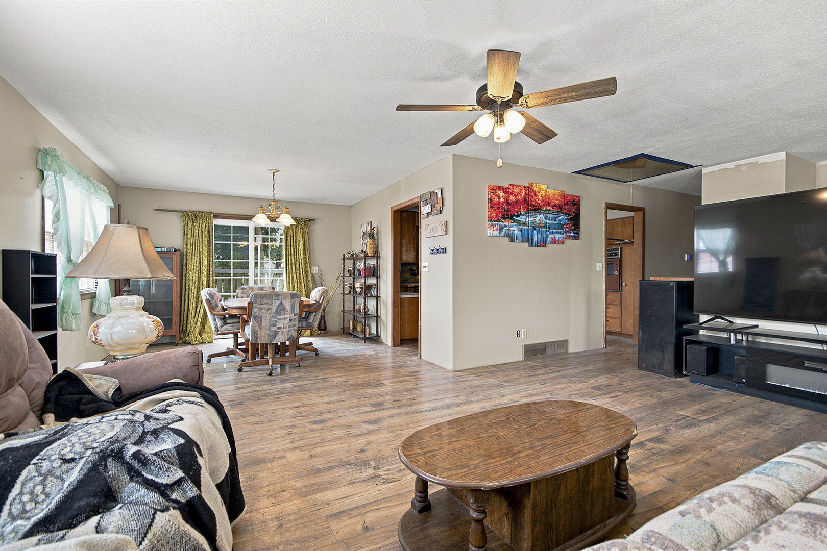 1218 Hendricks Drive Property Photo 13
