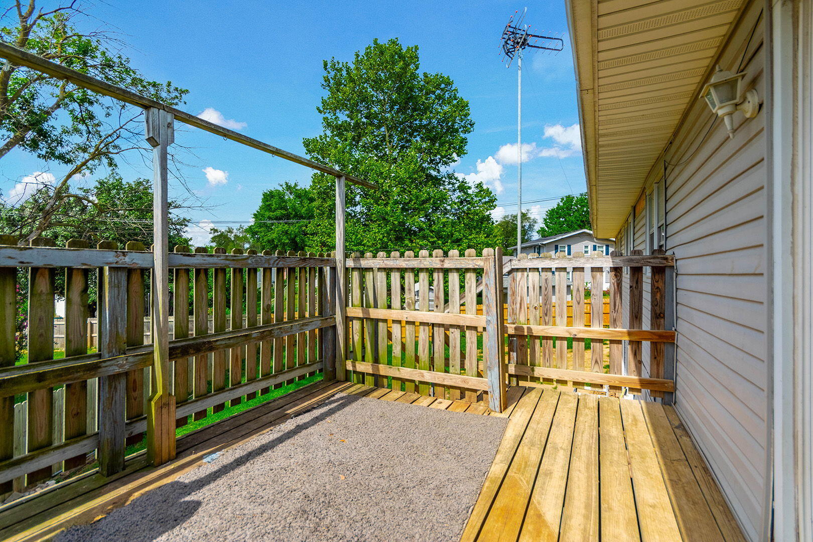 1218 Hendricks Drive Property Photo 34
