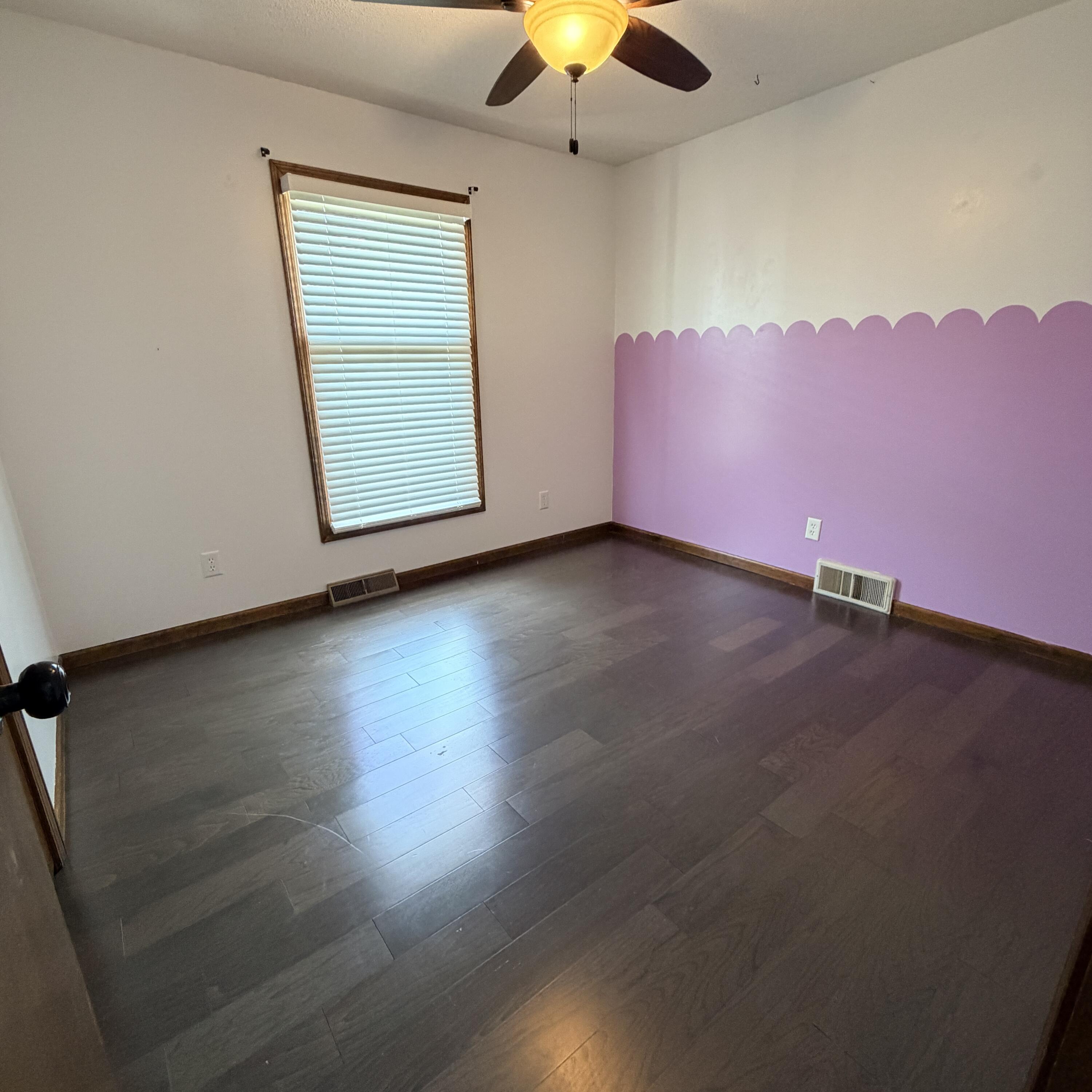 2350 Park Crest Property Photo 8