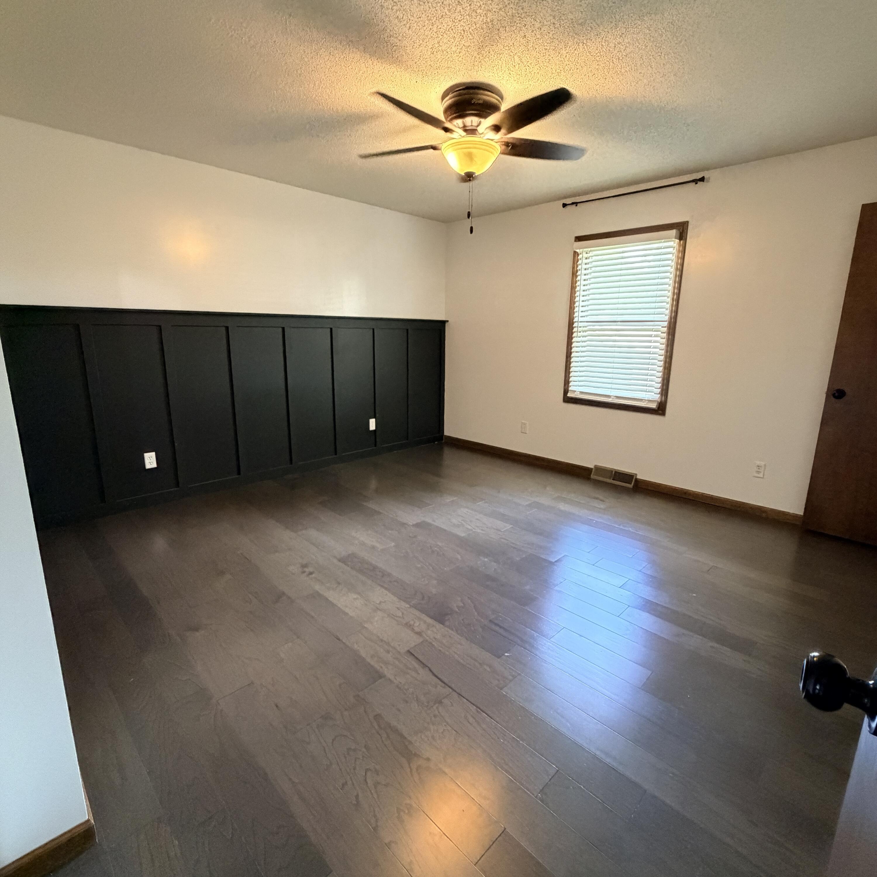 2350 Park Crest Property Photo 14