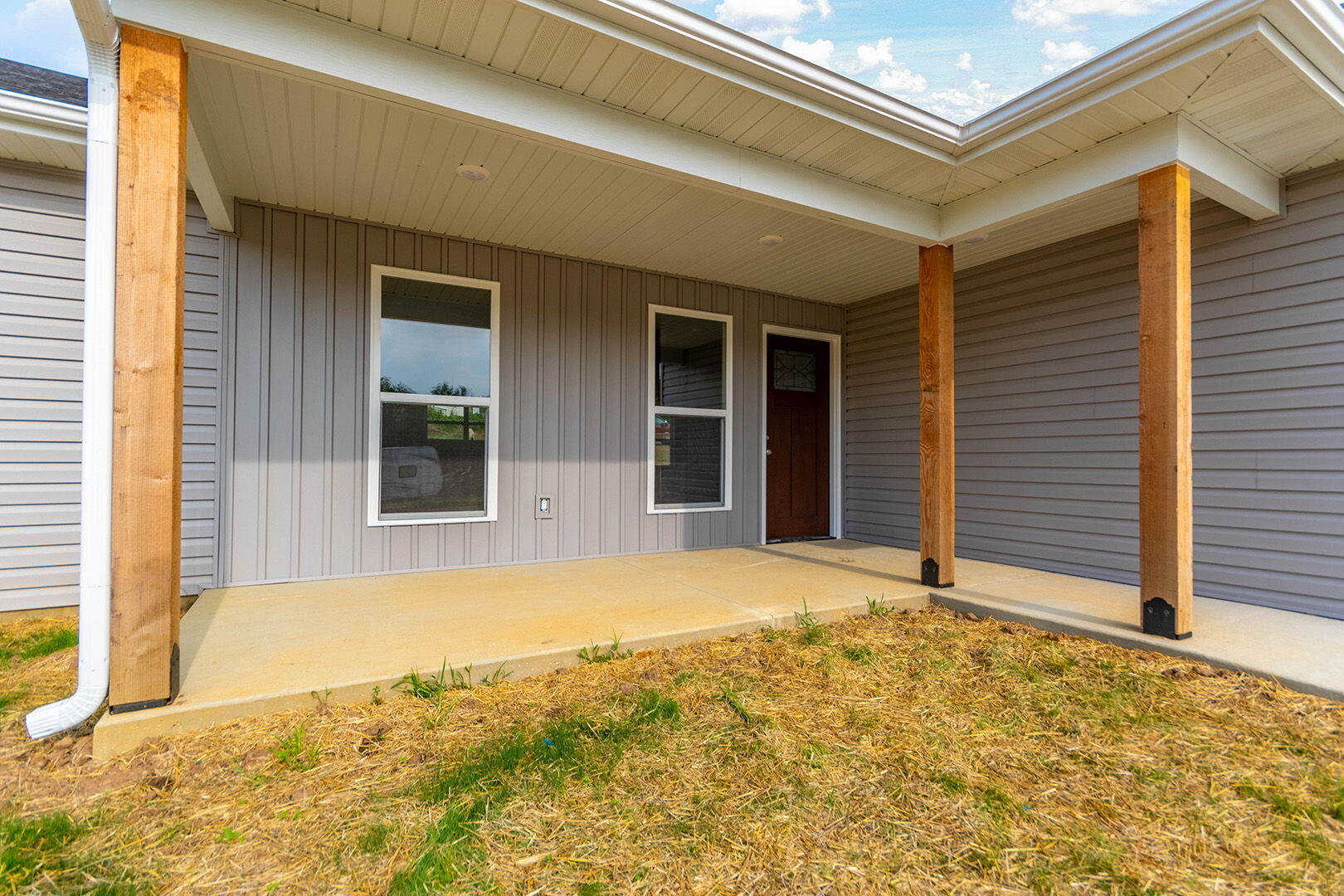 1400 Northside Drive Property Photo 3