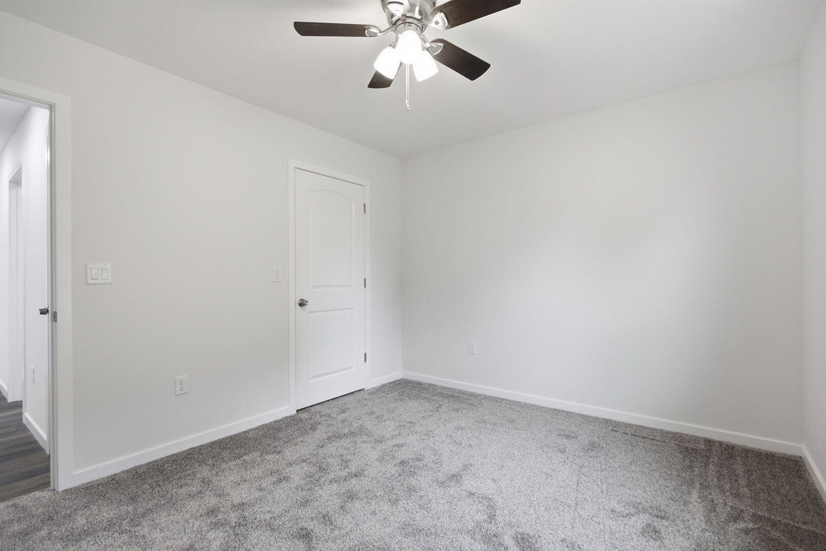 1400 Northside Drive Property Photo 28