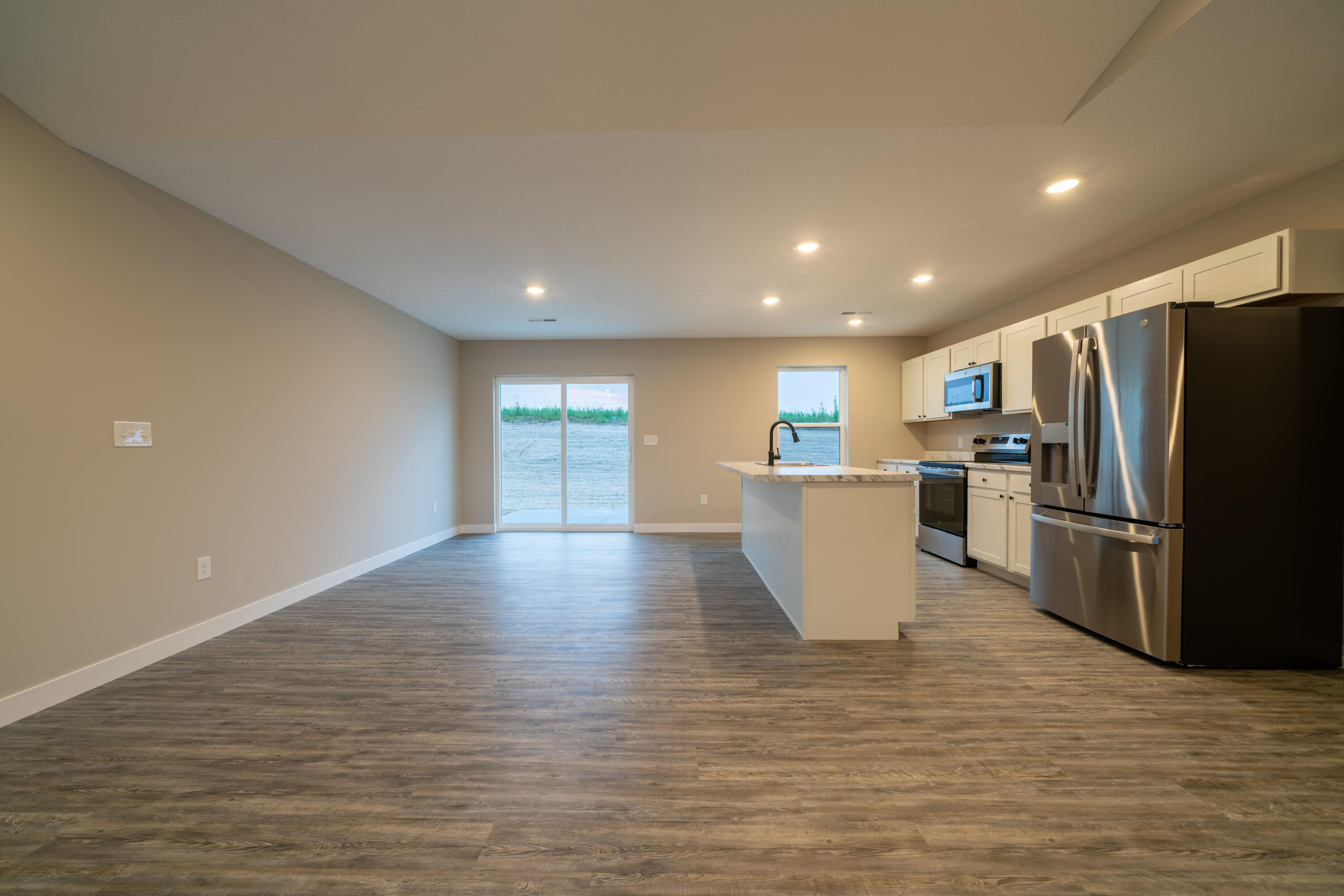 14905 Welch Drive Property Photo 7