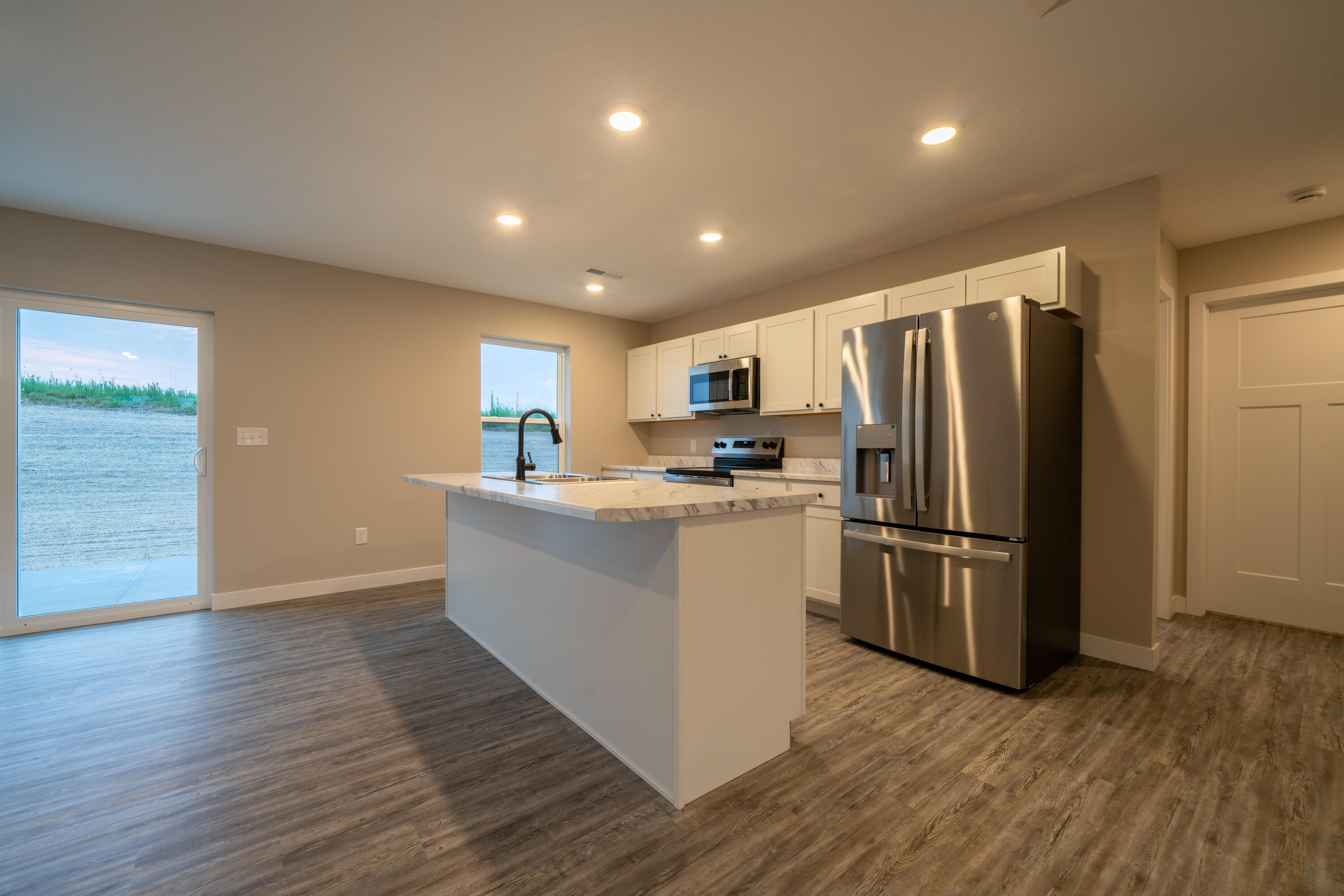 14905 Welch Drive Property Photo 10