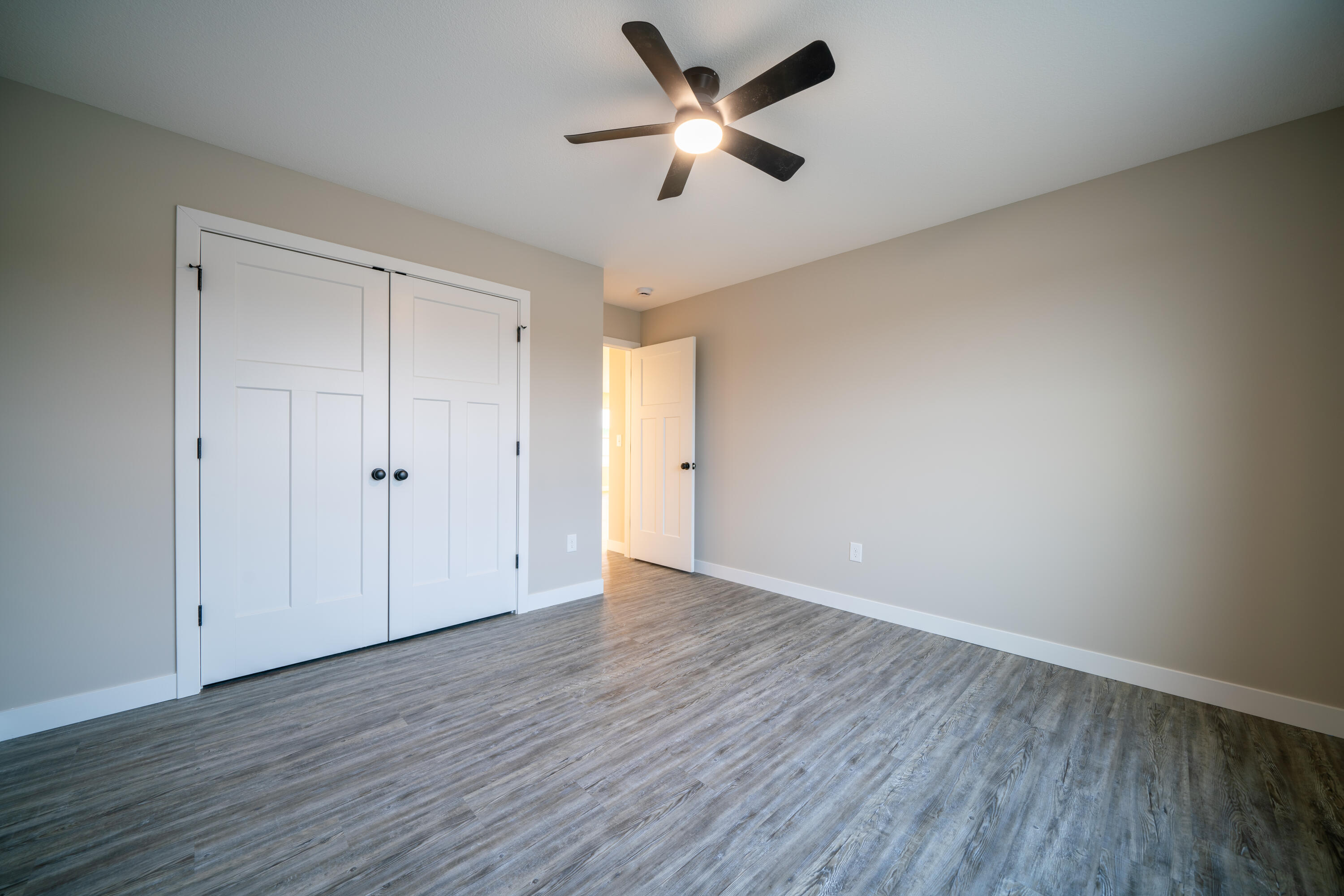 14905 Welch Drive Property Photo 21