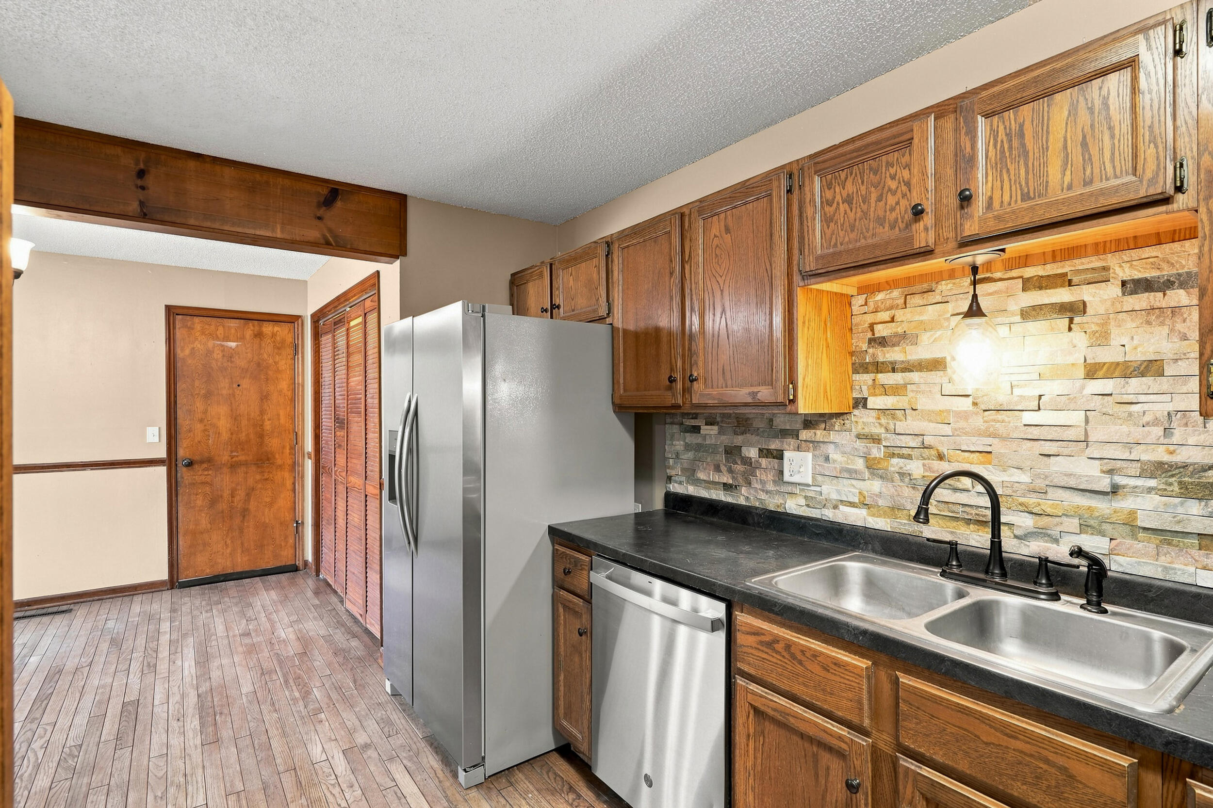 4318 Christian Fellowship Road Property Photo 4