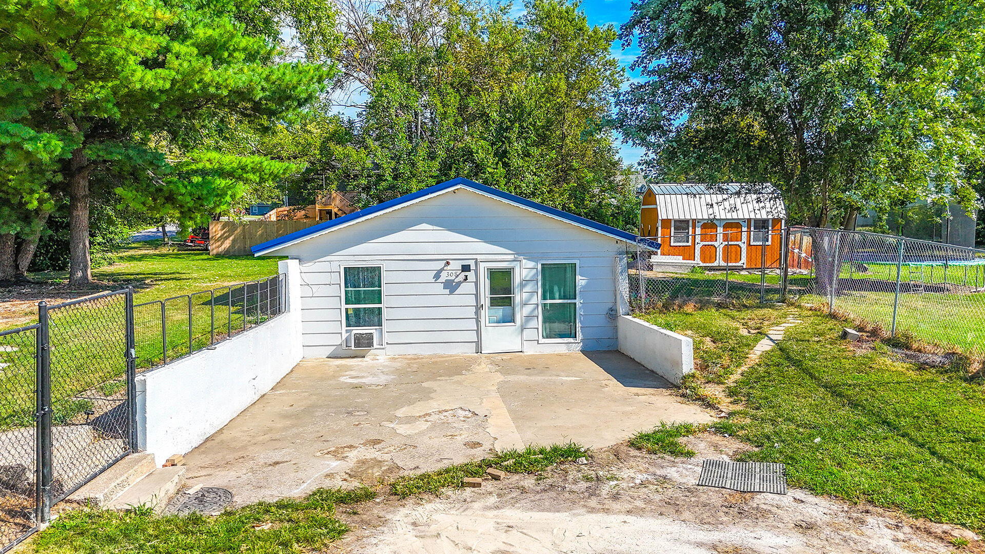 308 N Ruby Street Property Photo 1