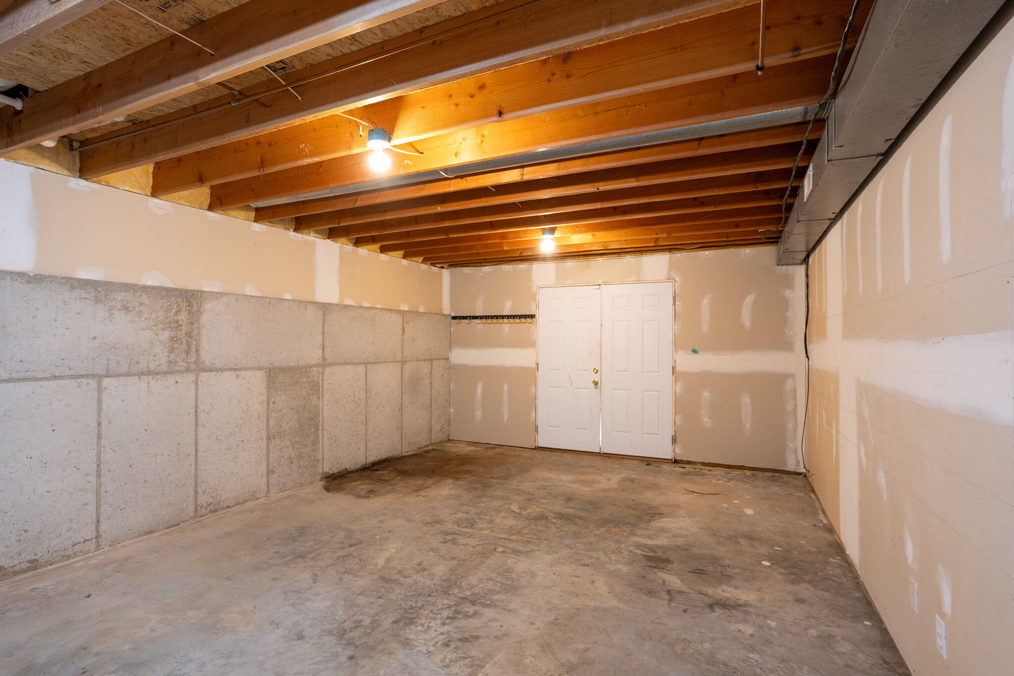 1502 E Preakness Drive Property Photo 12