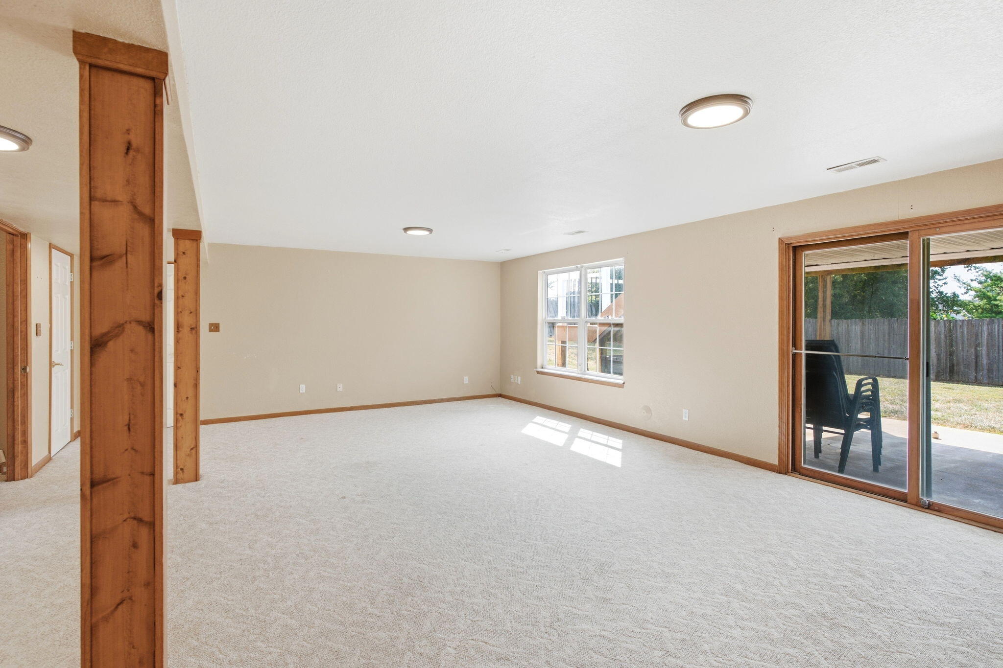 1502 E Preakness Drive Property Photo 19