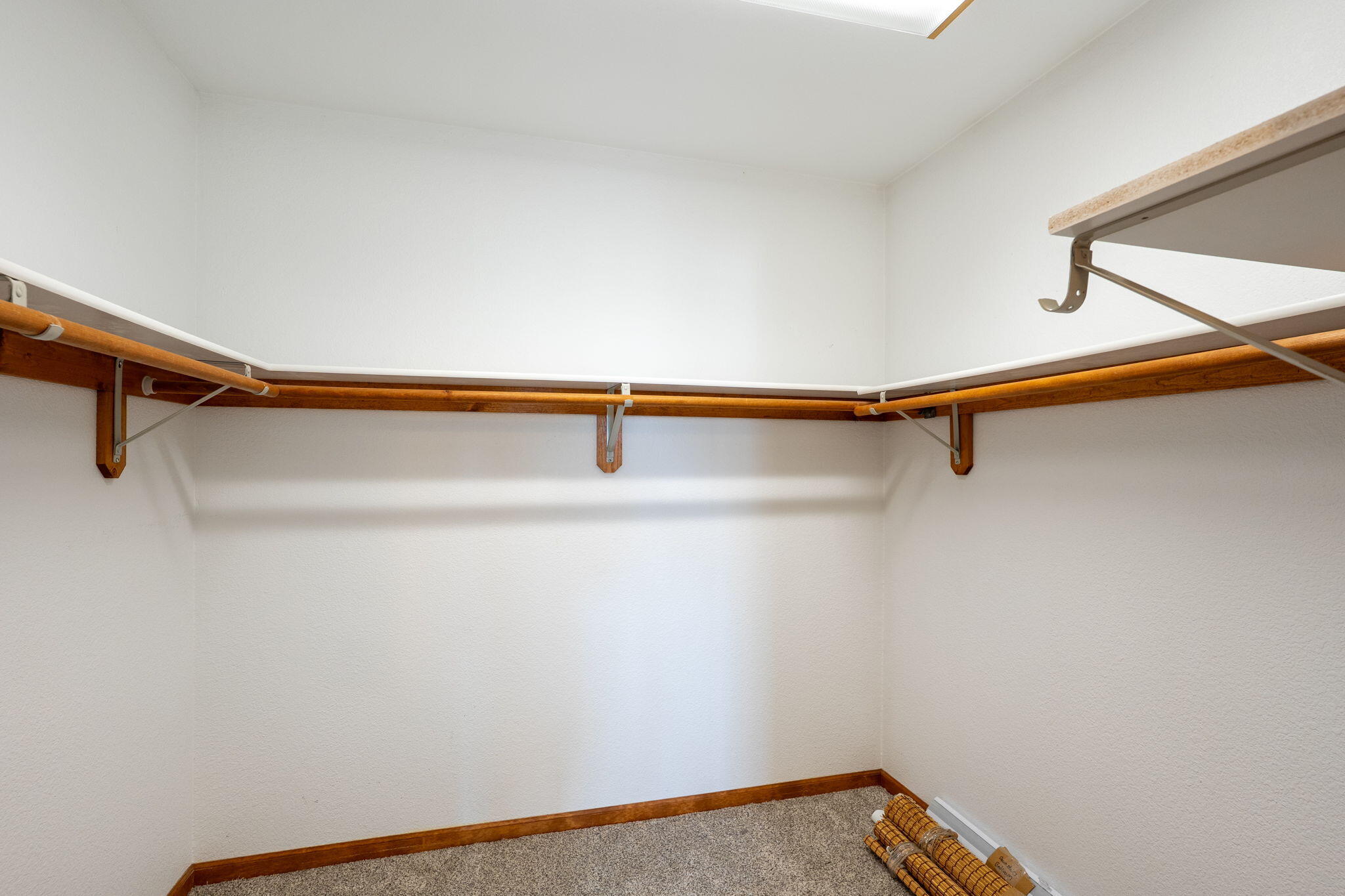 1502 E Preakness Drive Property Photo 24