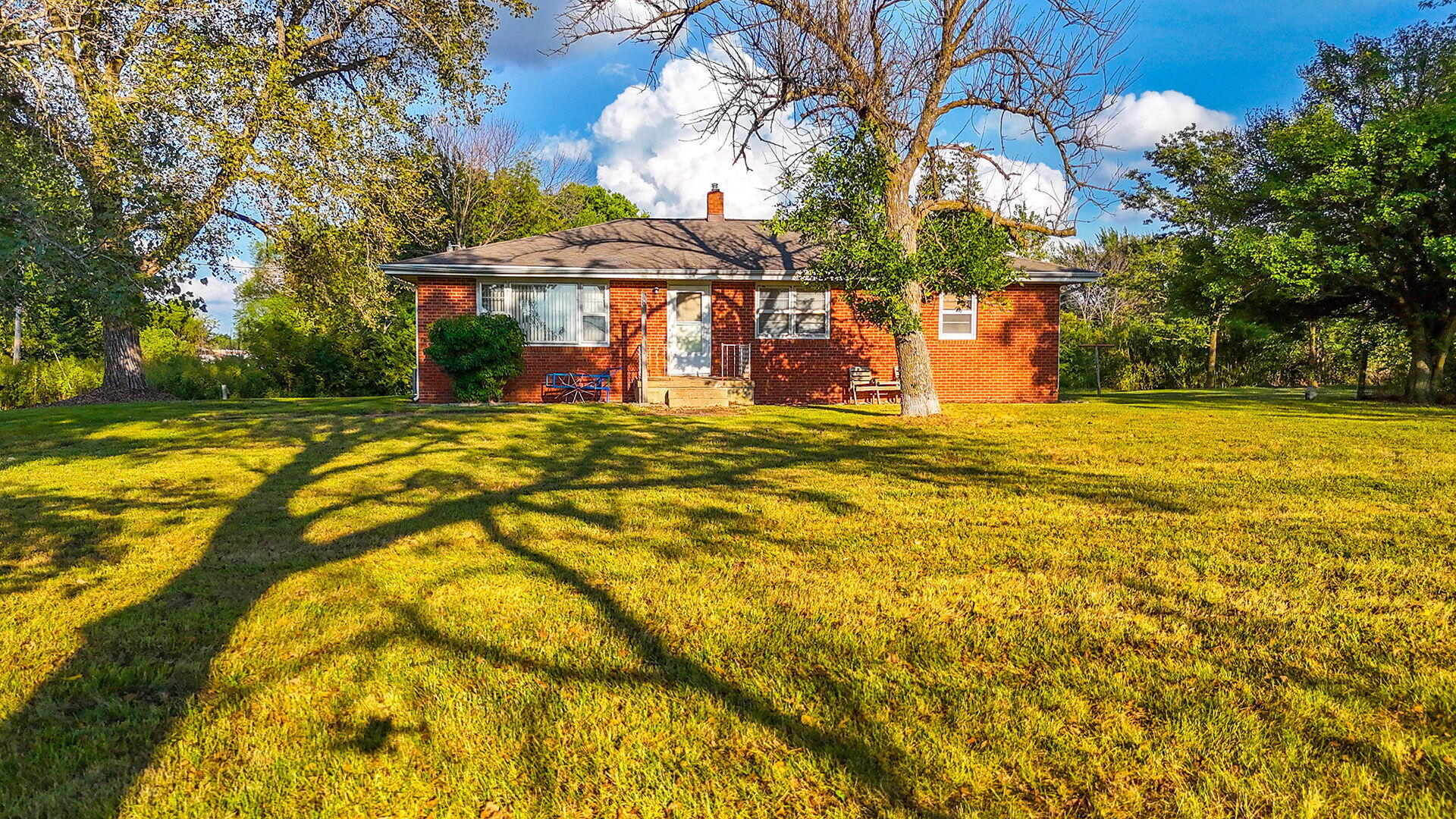 9892 Audrain Road 435 Property Photo 1