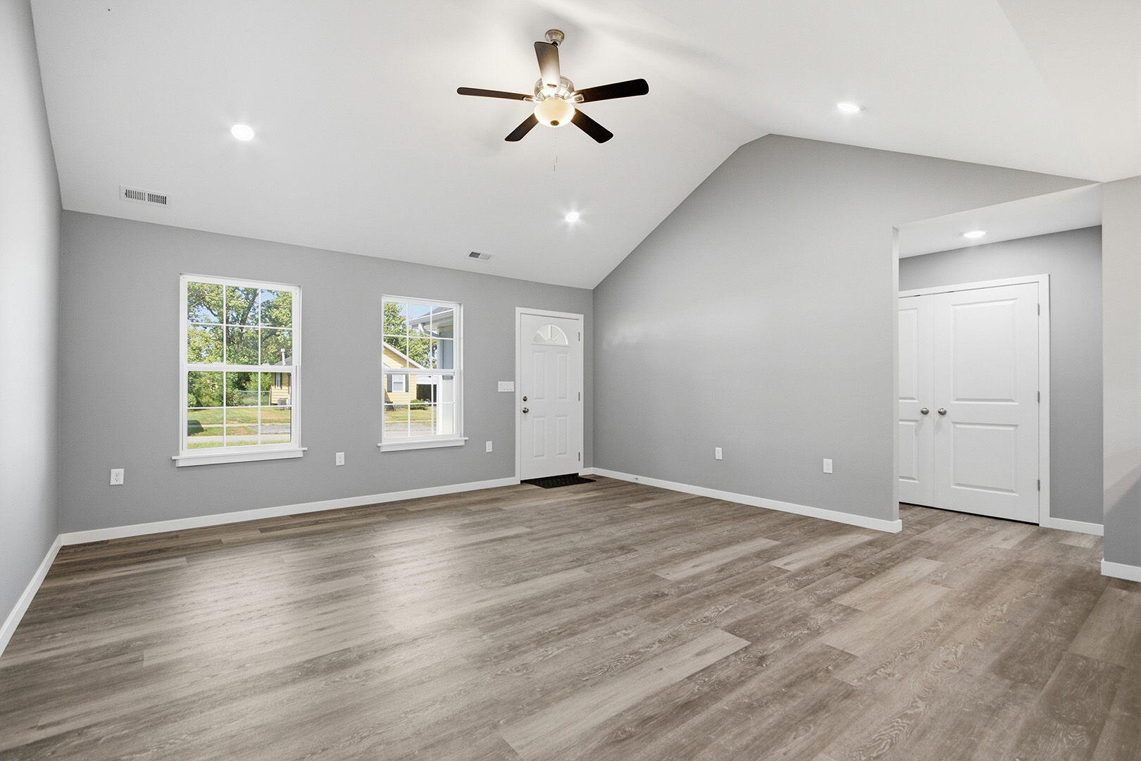 524 W Maple Street Property Photo 12