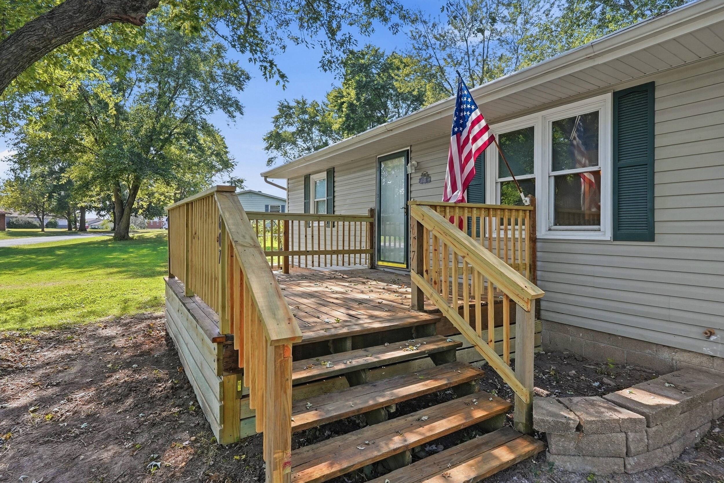 607 Jean Circle Property Photo 4