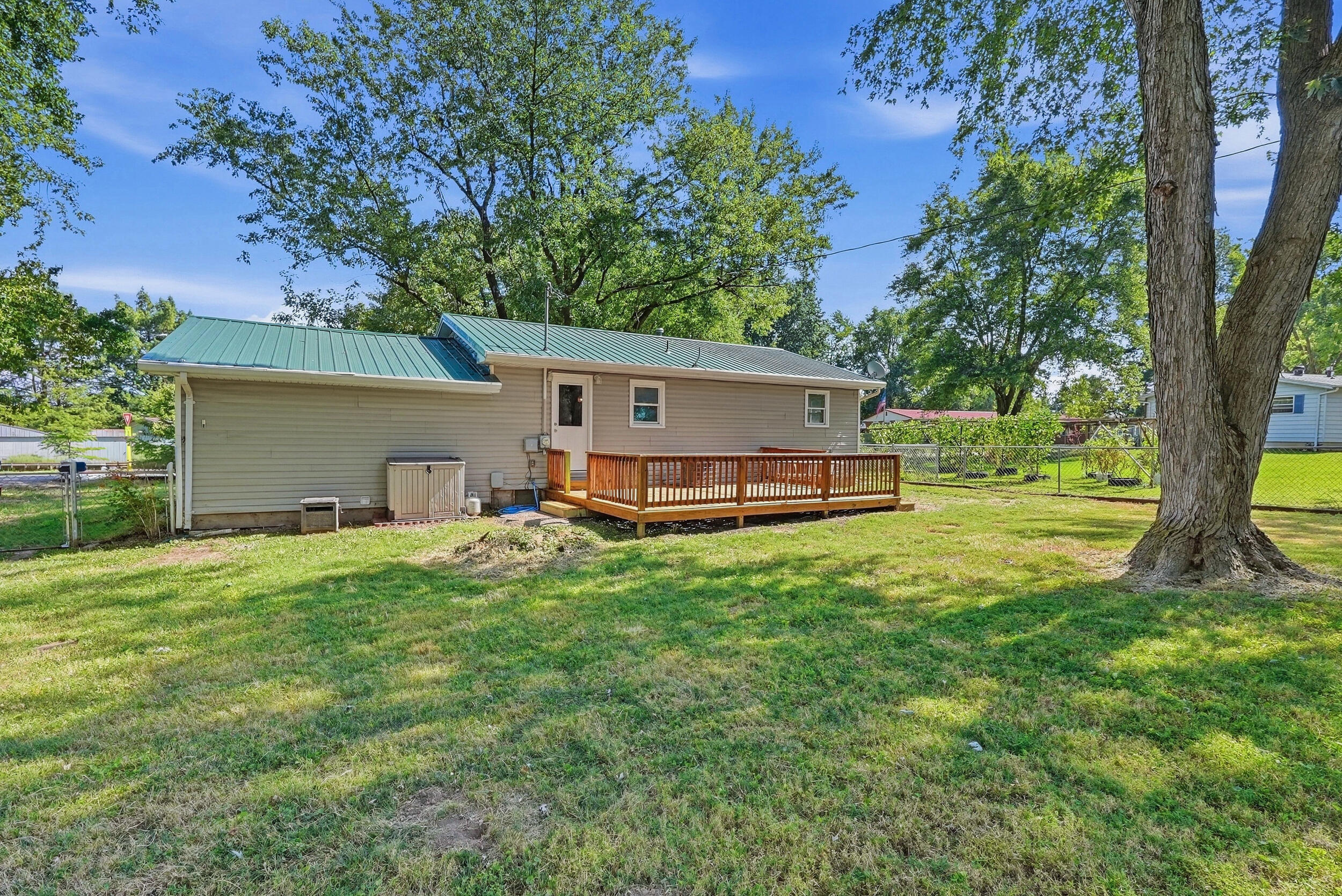 607 Jean Circle Property Photo 14