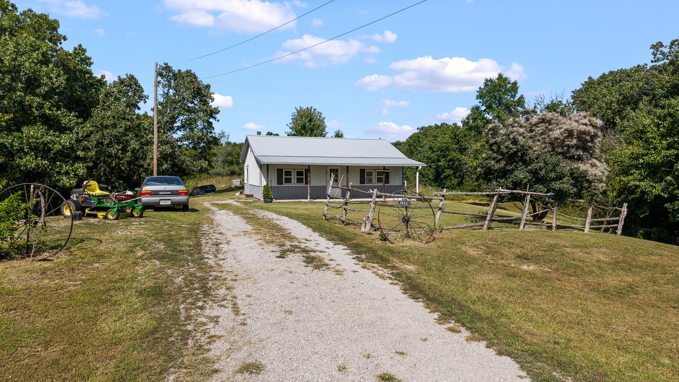 1412 County Road 261 Property Photo 1