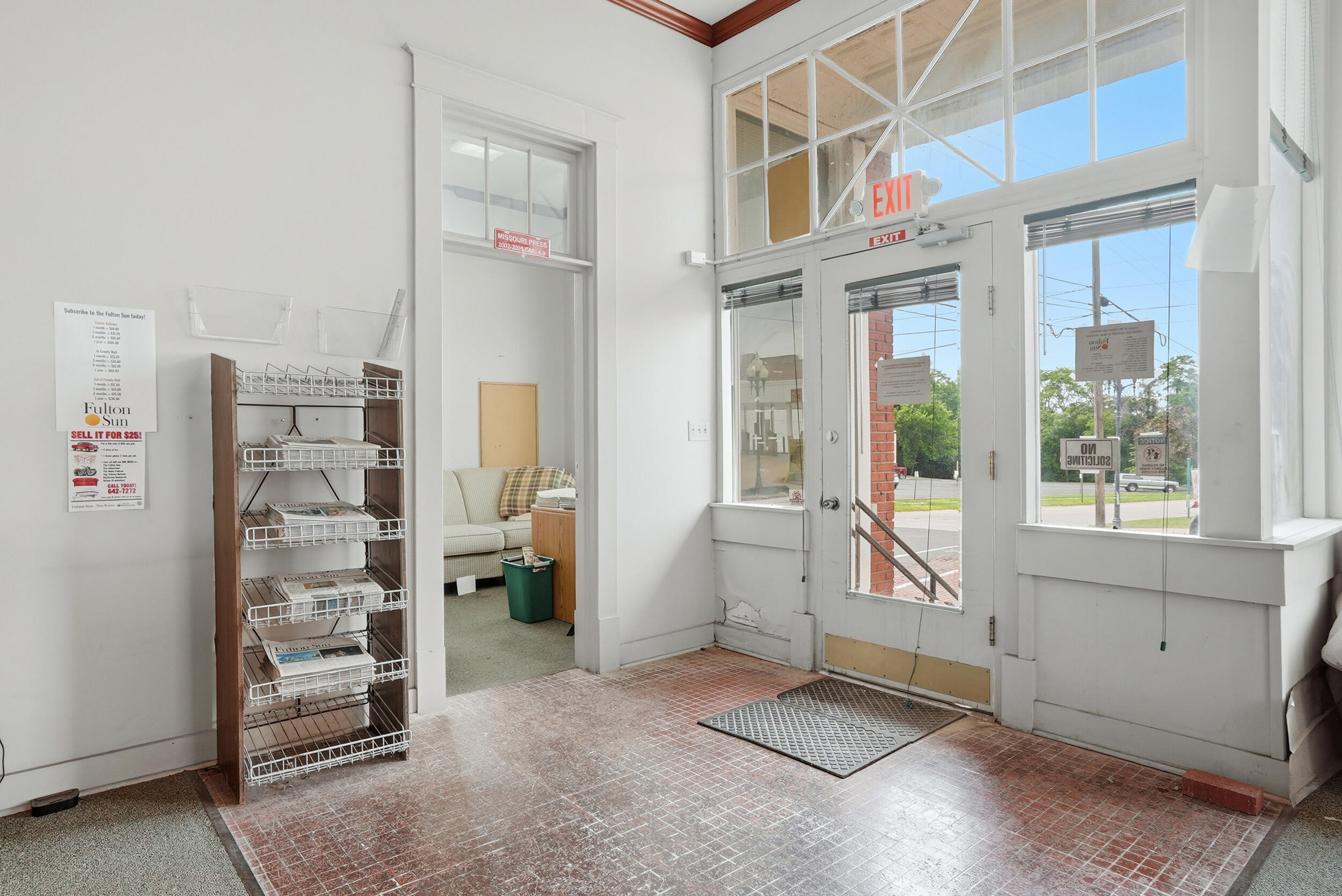 115 E 5th Street Property Photo 19