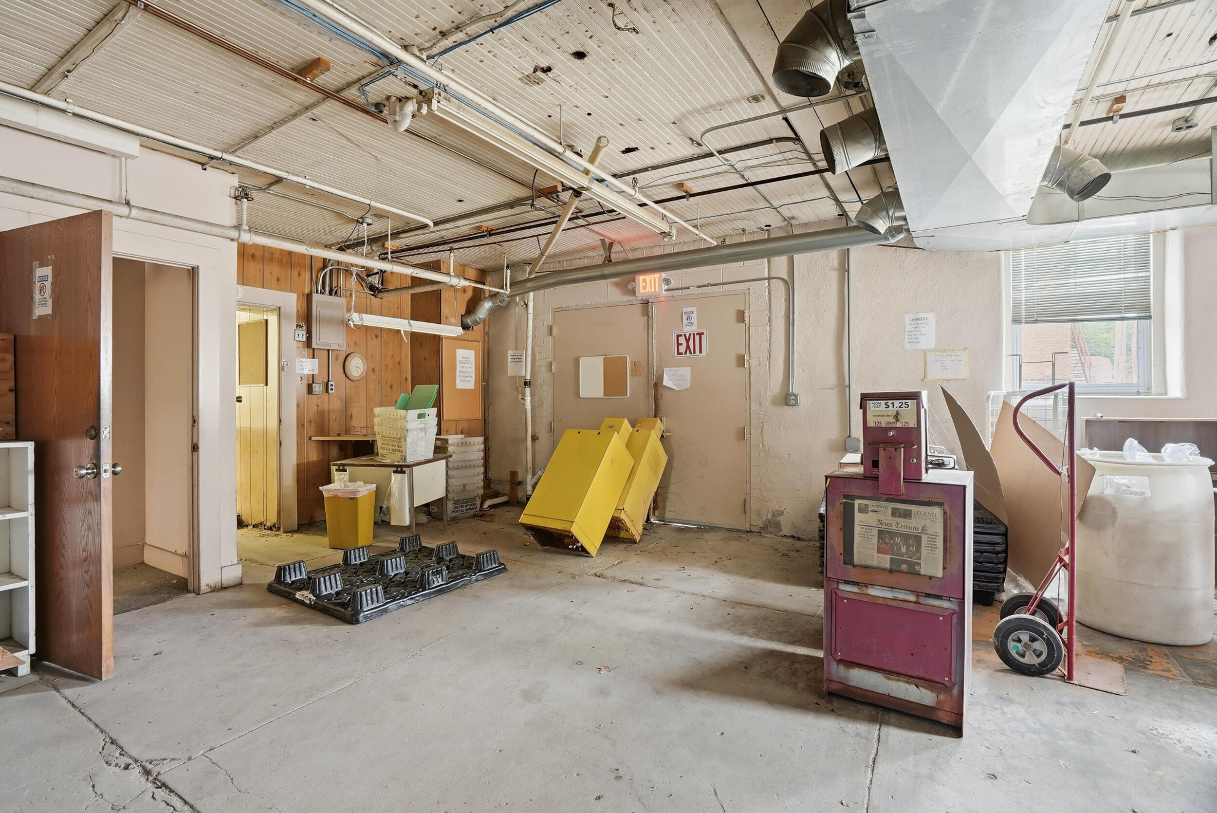 115 E 5th Street Property Photo 24