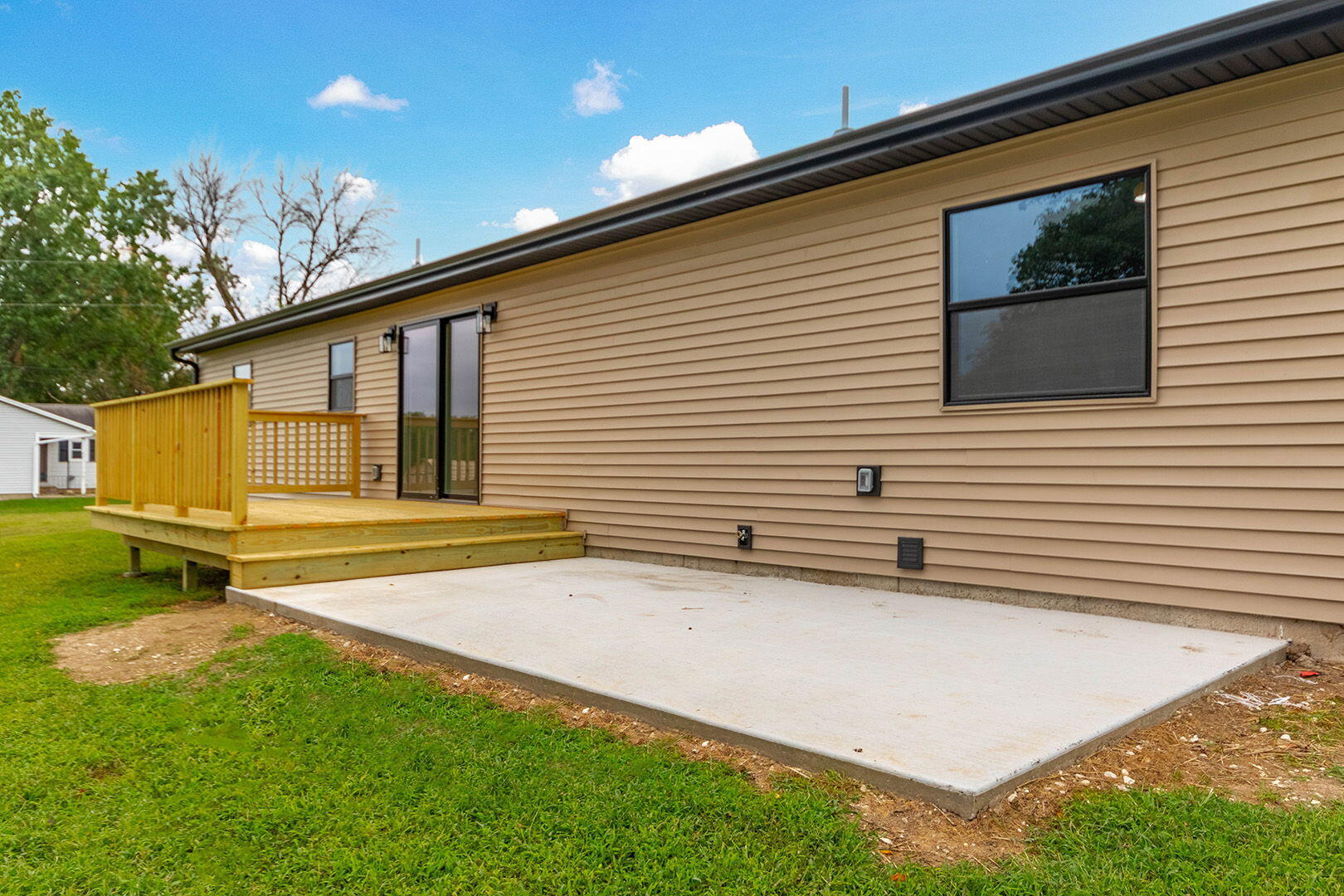 8930 State Highway 15 Property Photo 34