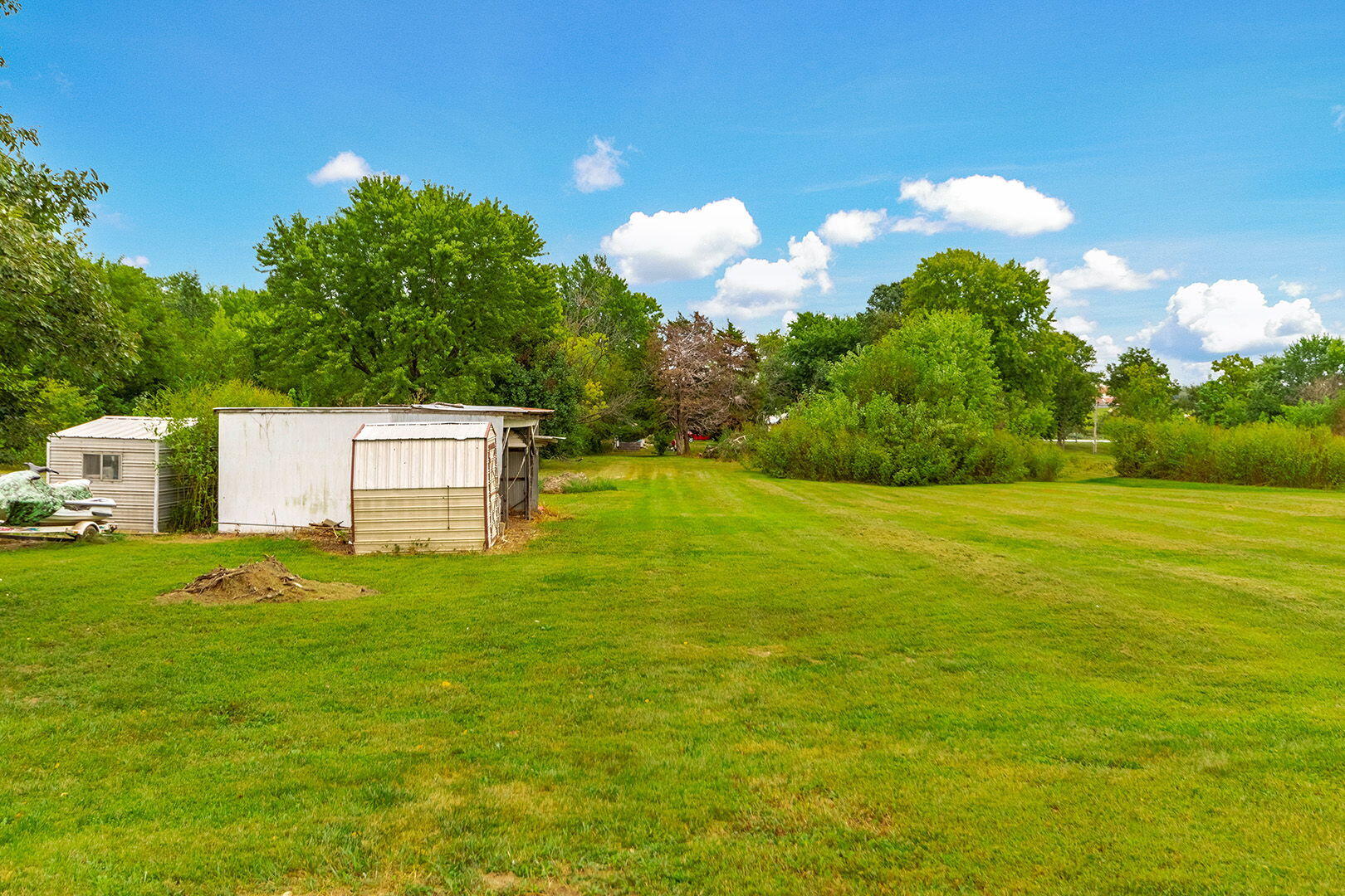 8930 State Highway 15 Property Photo 38