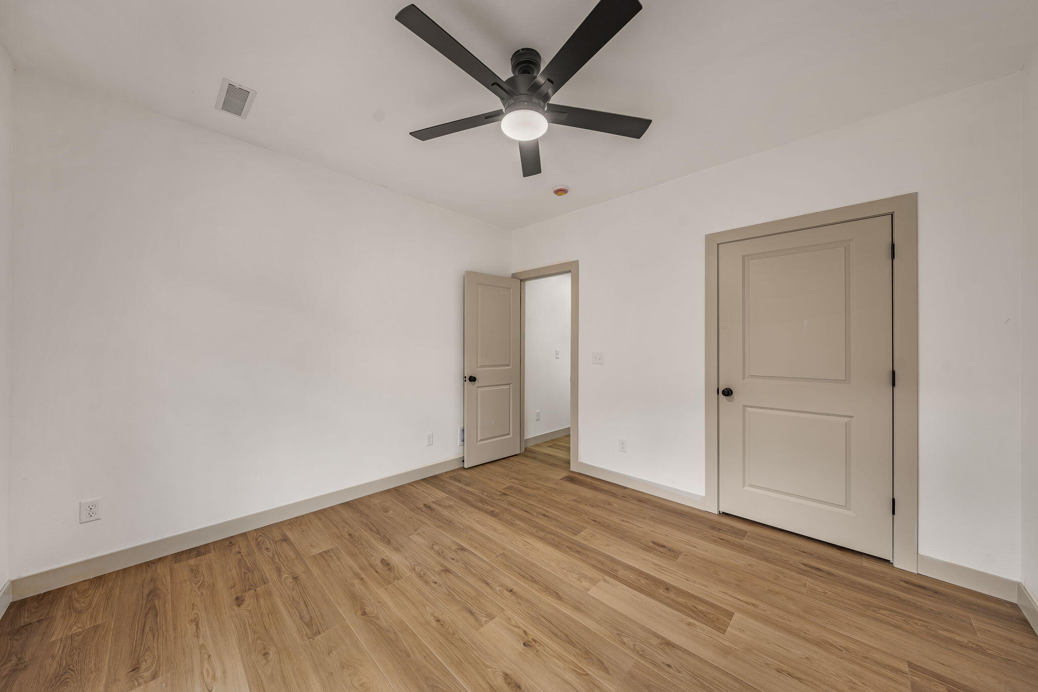 959 Cochise Drive Property Photo 47