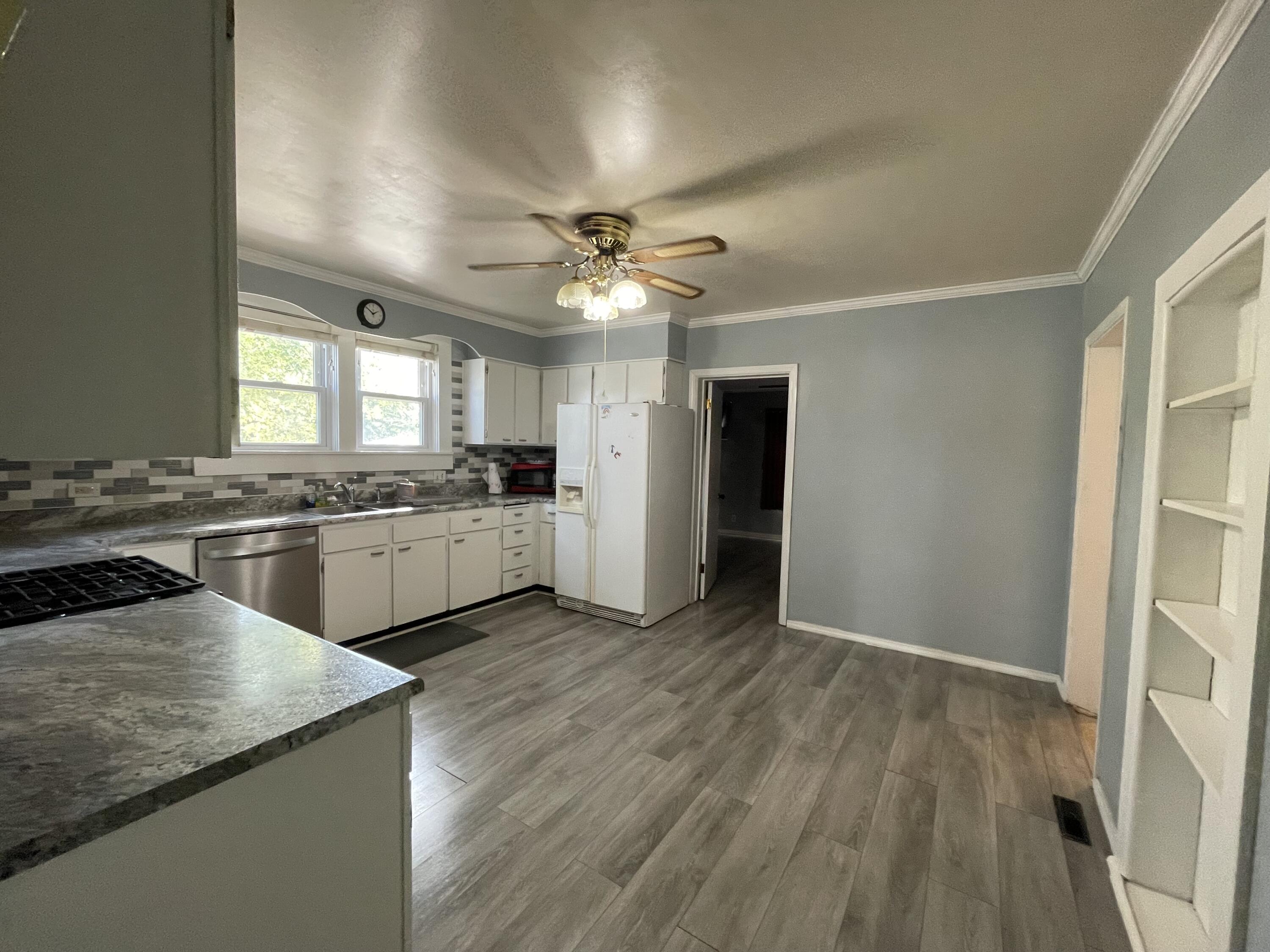 1010 E Jackson Street Property Photo 15