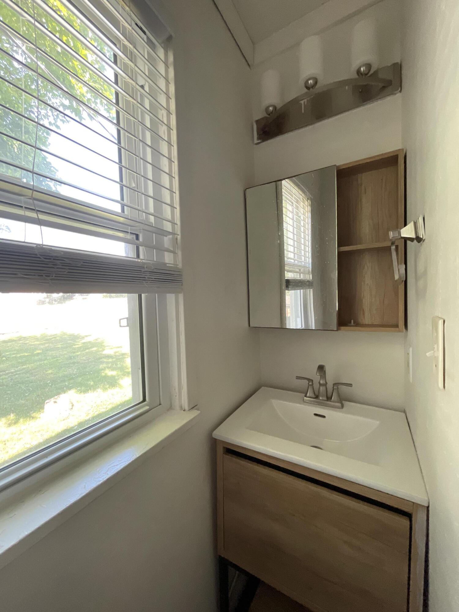 1010 E Jackson Street Property Photo 23