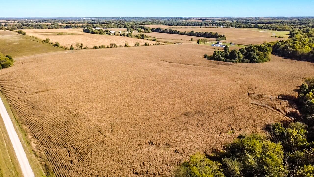 Highway D Property Photo 8