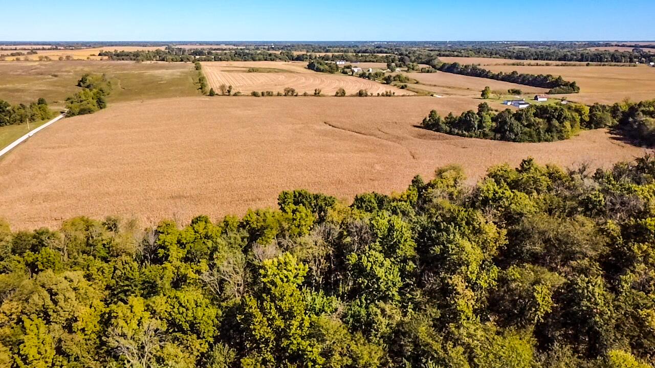Highway D Property Photo 9