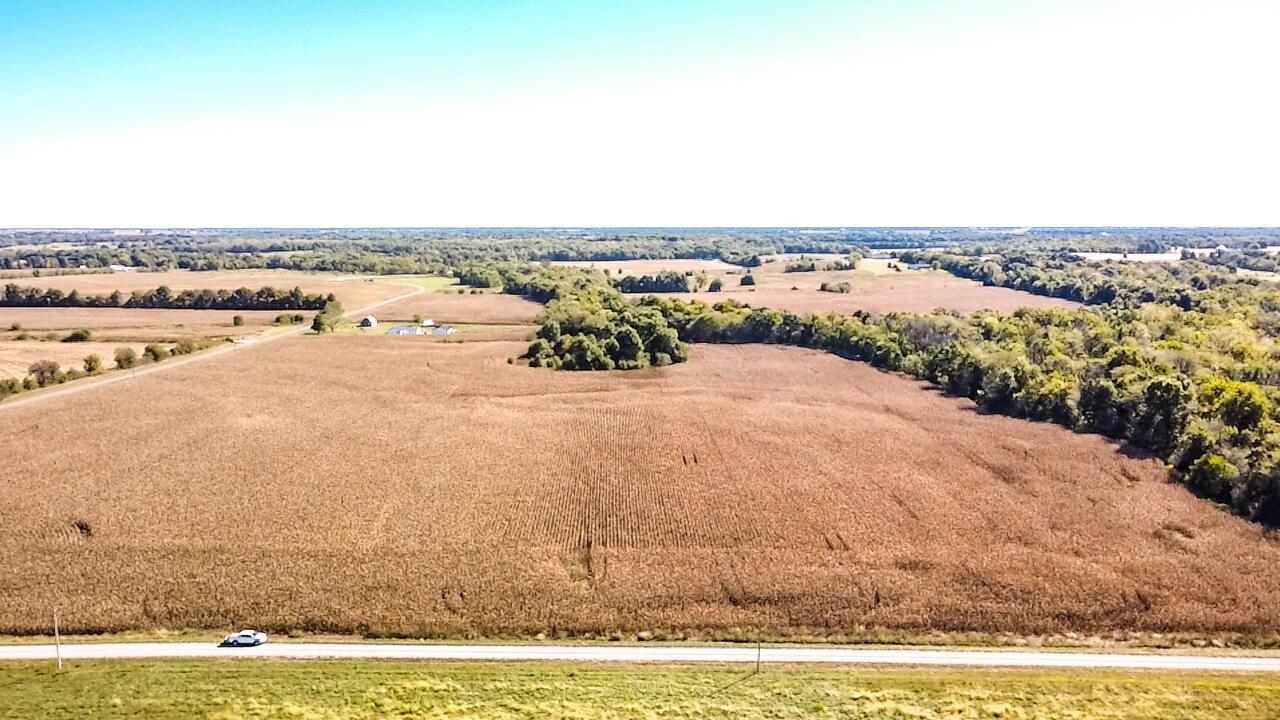 Highway D Property Photo 10