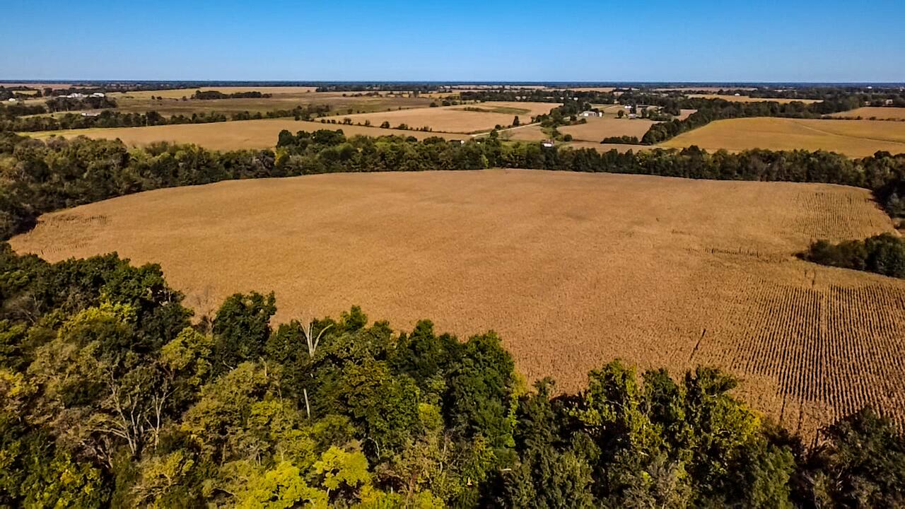 Highway D Property Photo 16