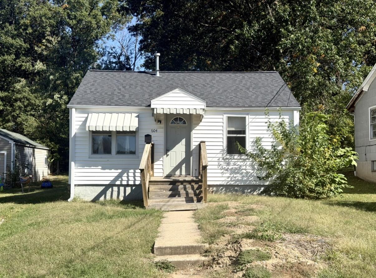 604 S Abat Street Property Photo 1