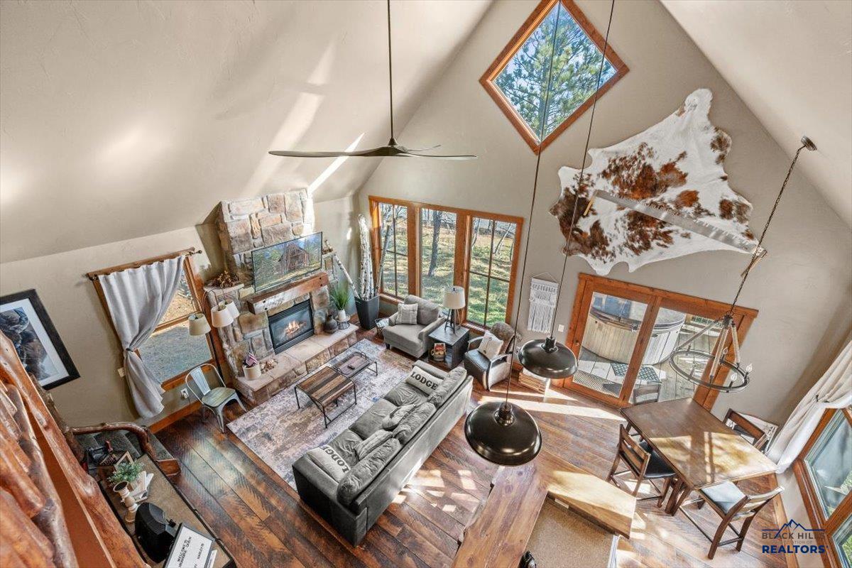 21156 Gilded Mountain Lp Property Photo 7