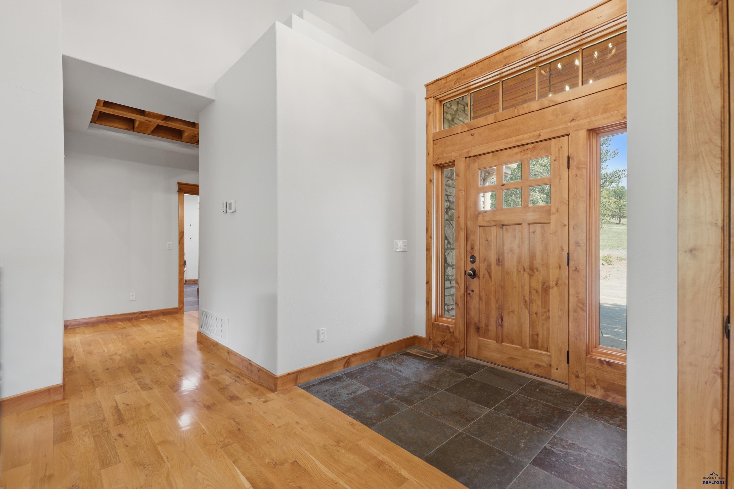 9191 Emerald Ridge Rd Property Photo 21