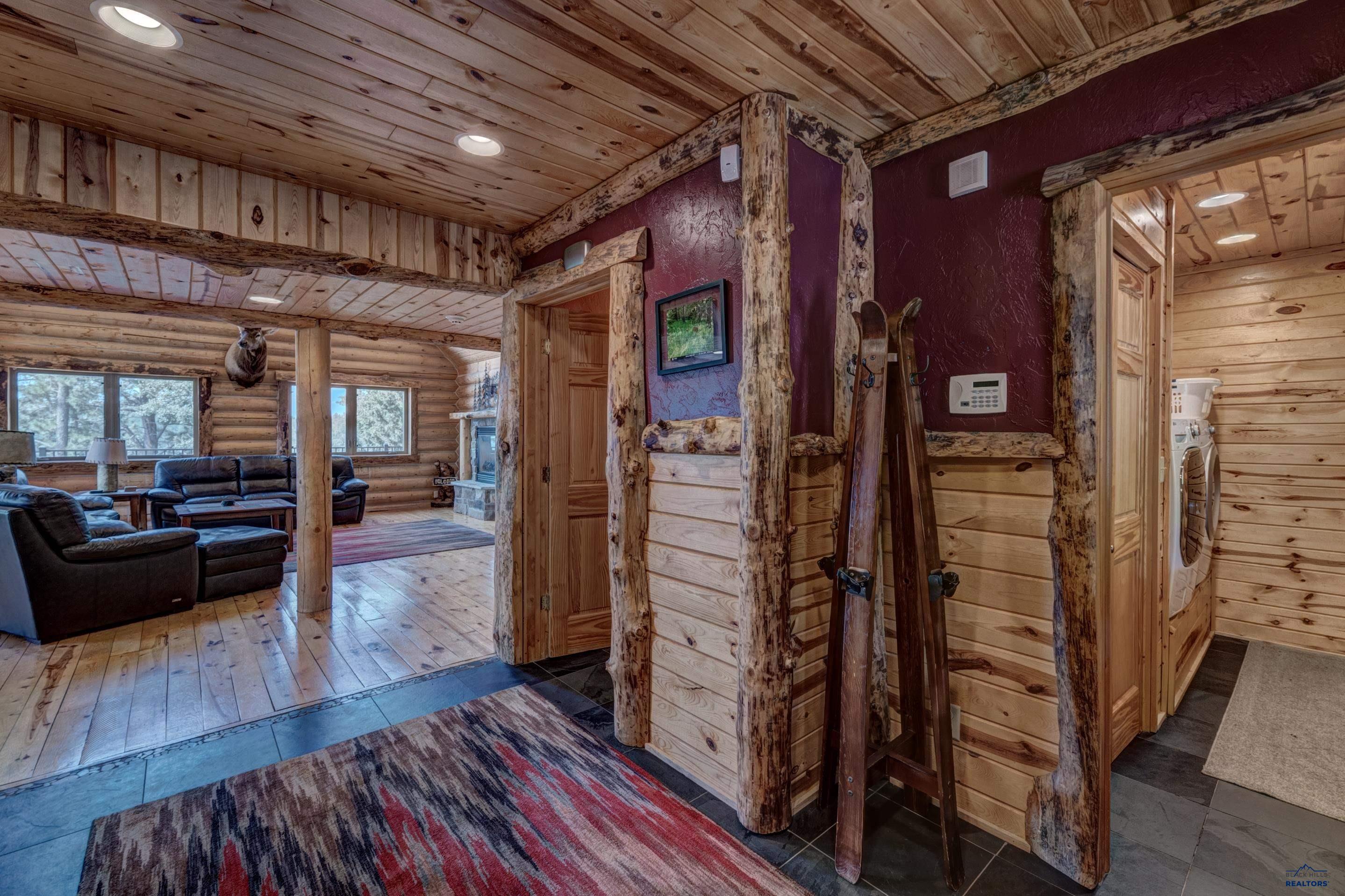 21172 High Ridge Trl Property Photo 5