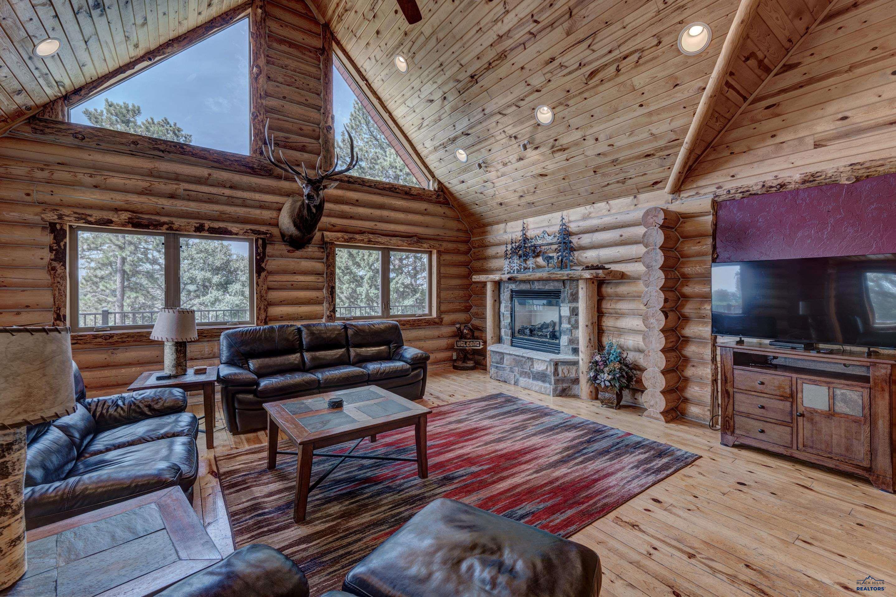 21172 High Ridge Trl Property Photo 7