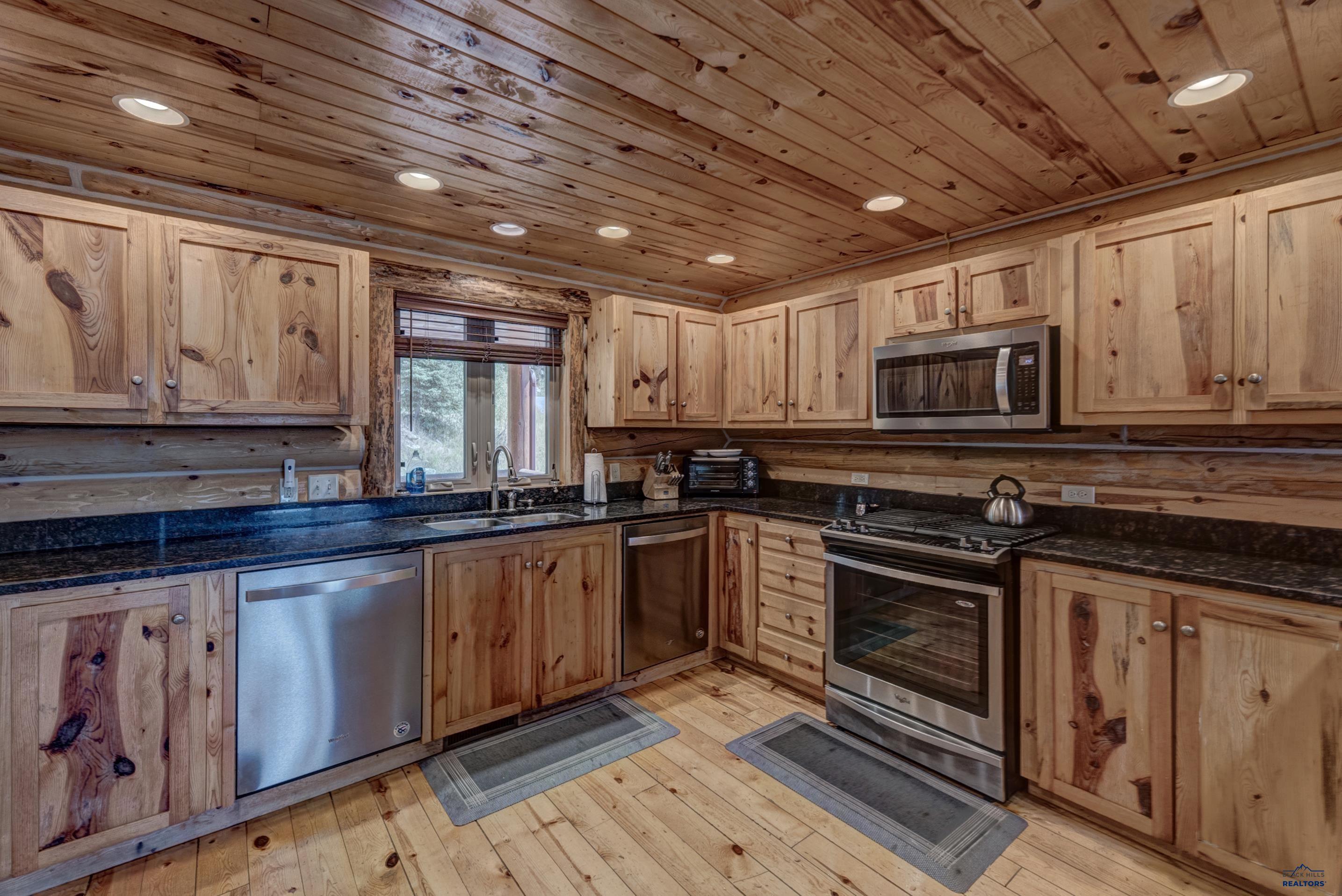 21172 High Ridge Trl Property Photo 11