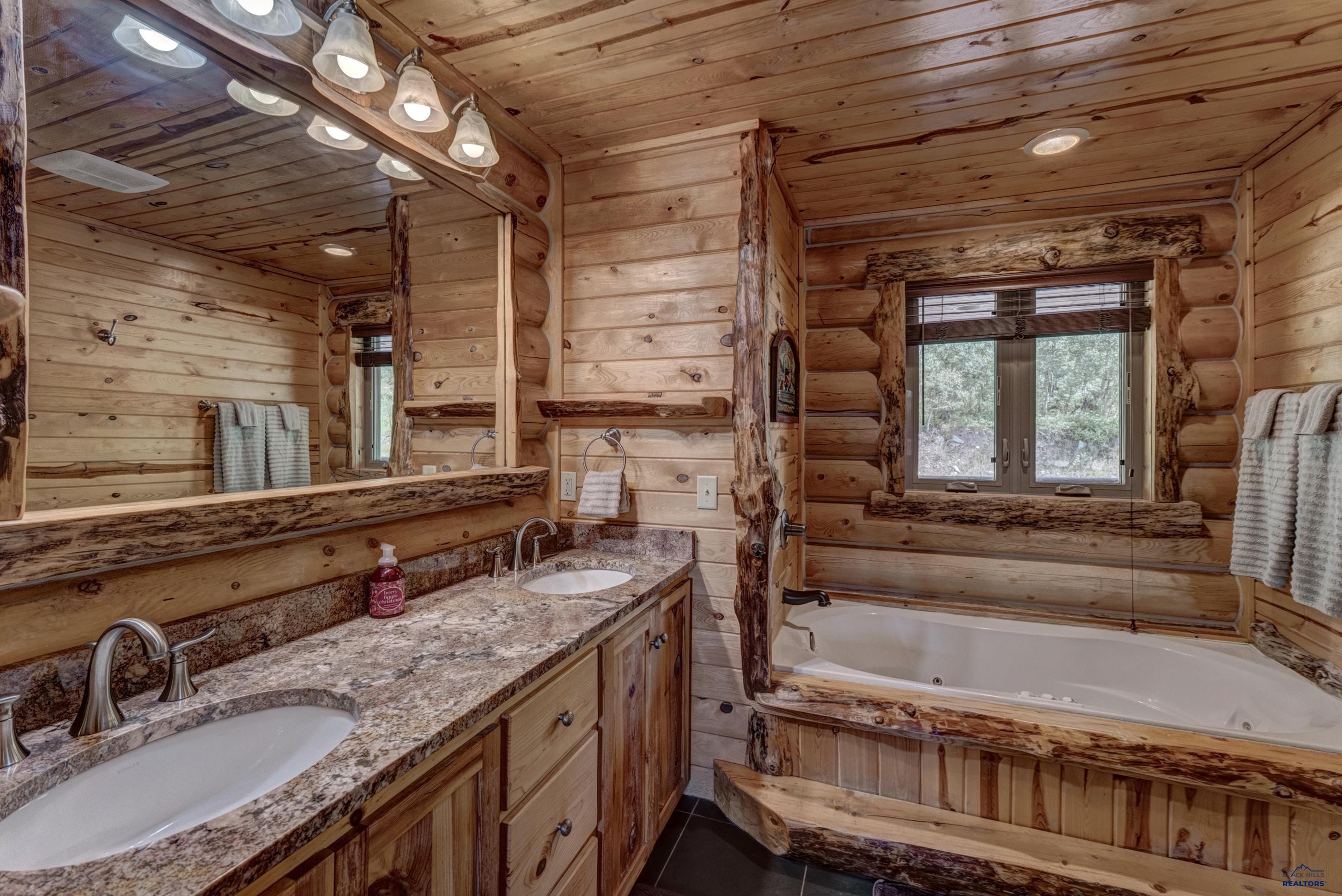 21172 High Ridge Trl Property Photo 14