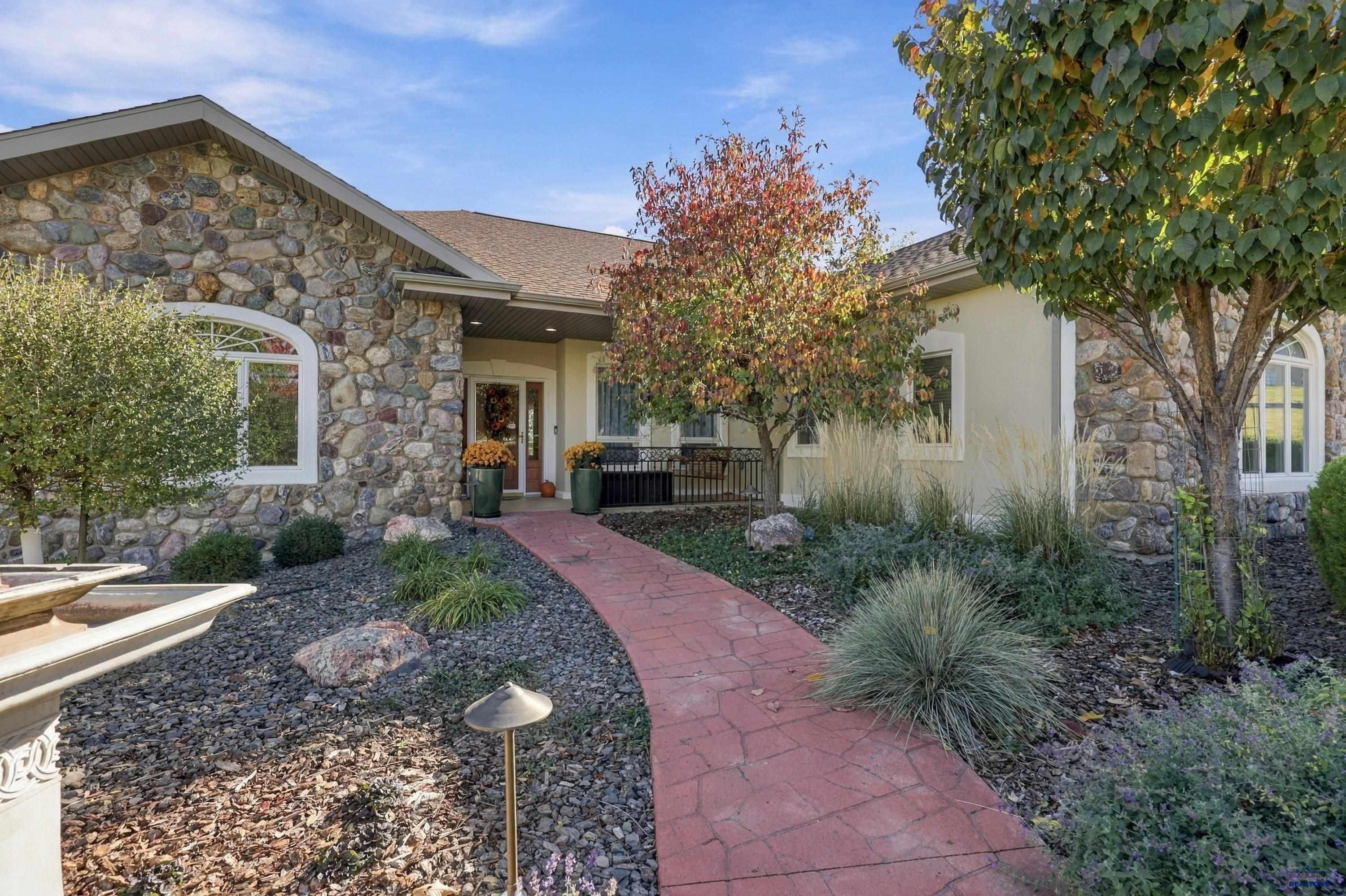 4844 ENCHANTED PINES DR Property Photo 1