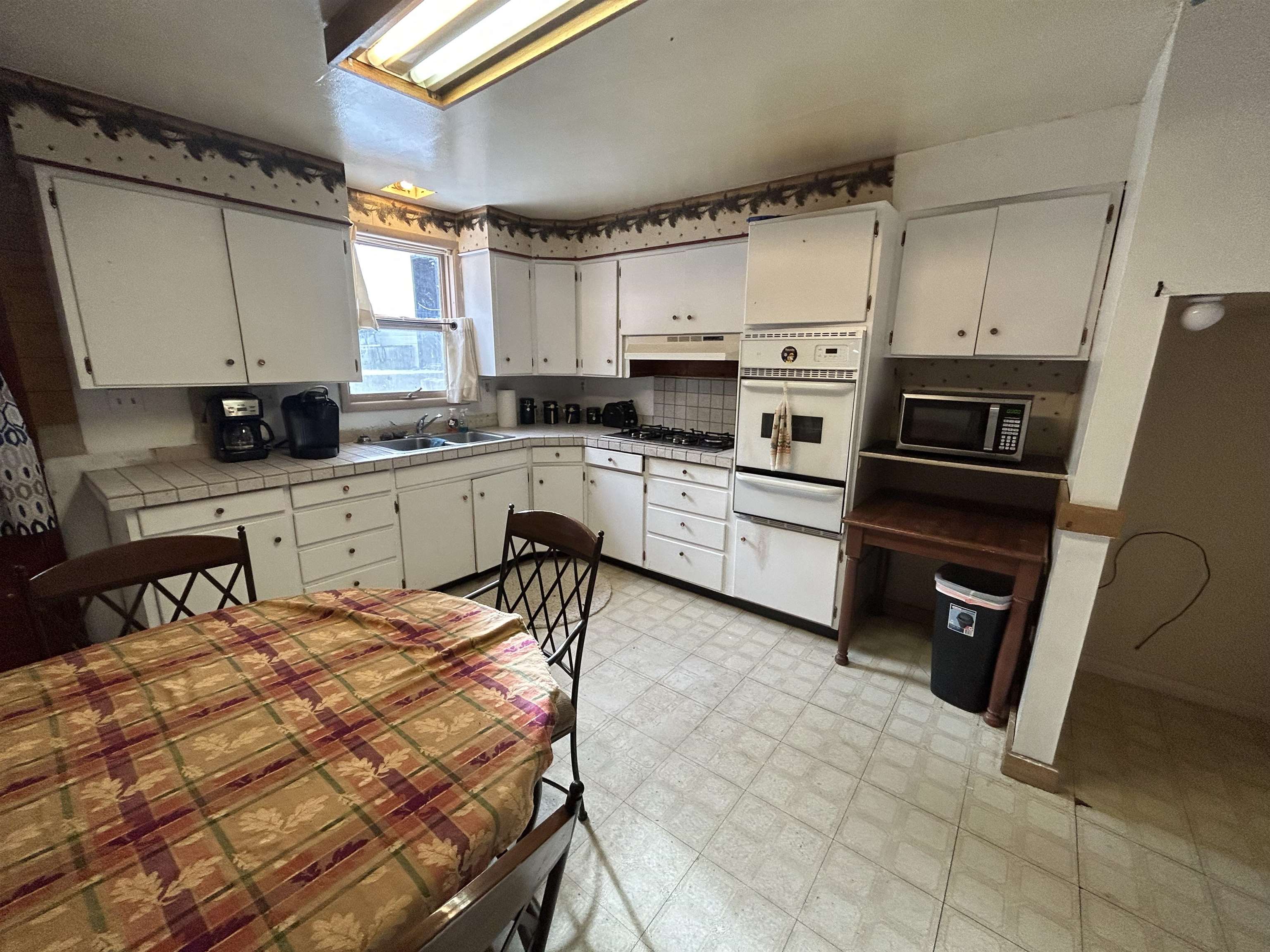 336 W Addie Street Property Photo 11
