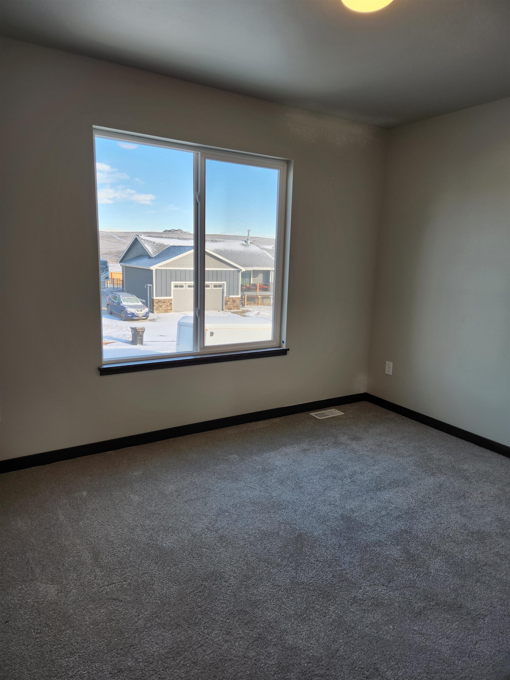 3215 Jessup Lane Property Photo 10