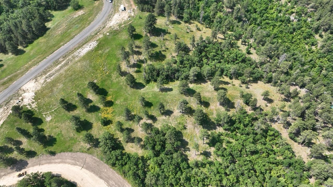 Lot 6 Niobrara Drive Property Photo 2