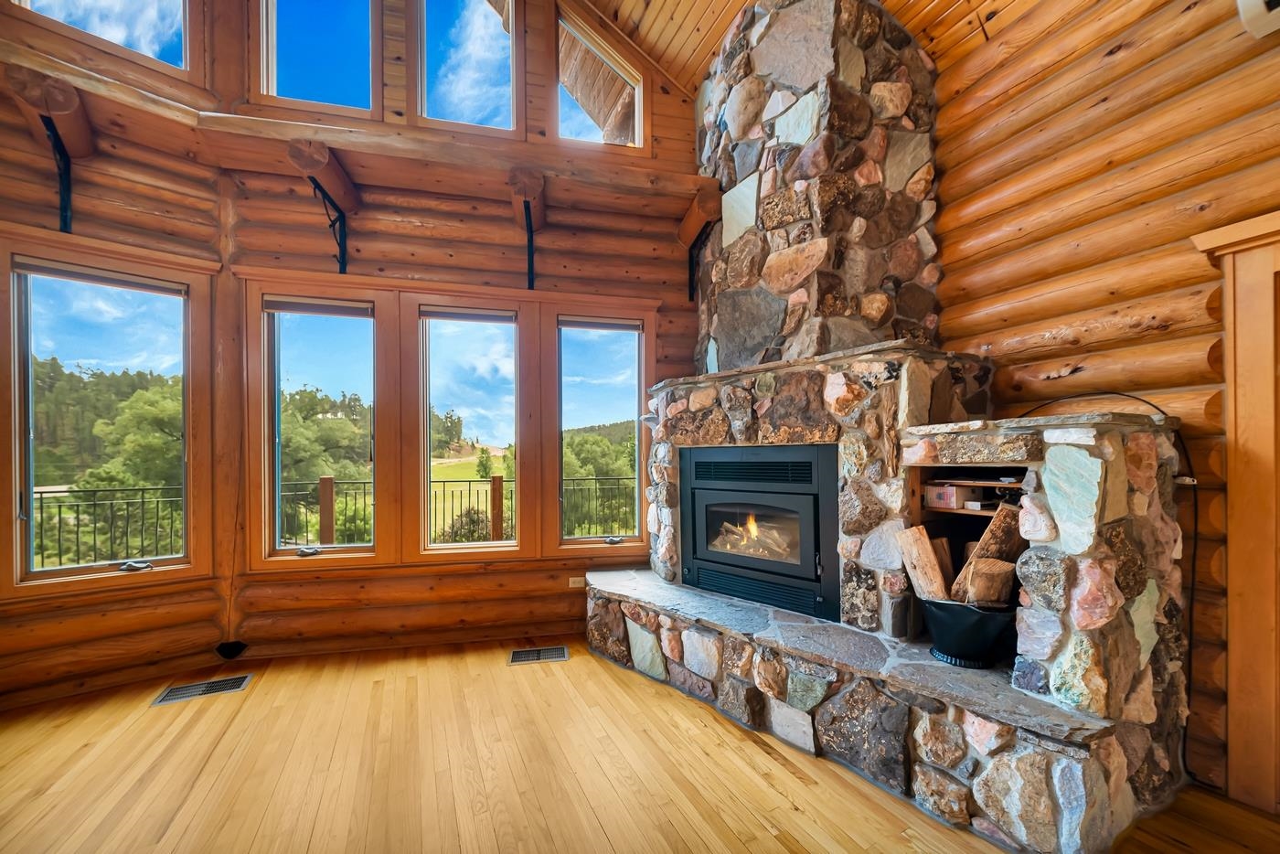 13639 Highway 40 Property Photo 6