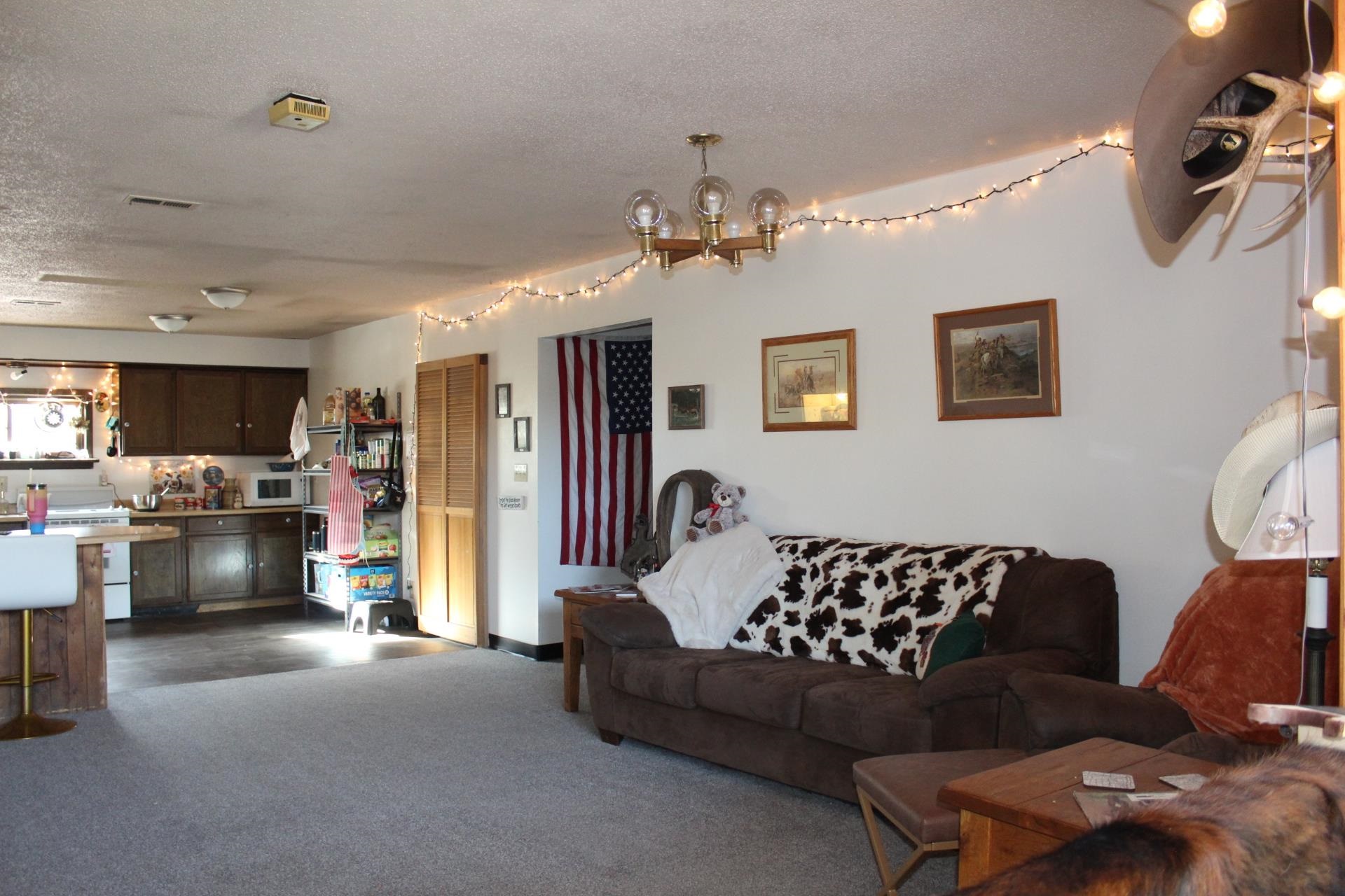 540 W Main Street Property Photo 2