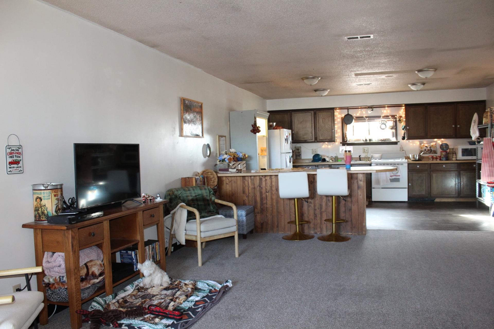 540 W Main Street Property Photo 3