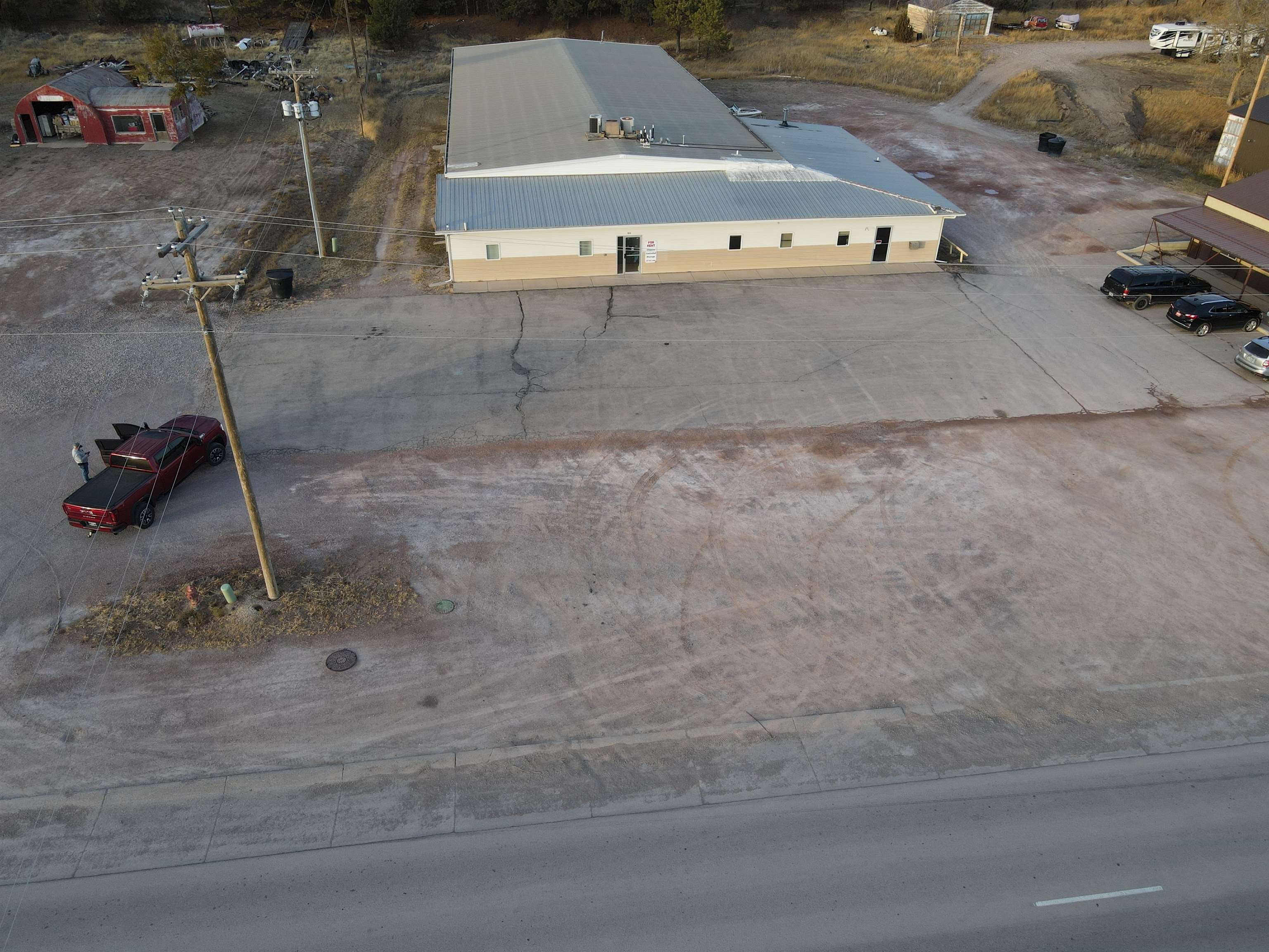 2013 W Main Street Property Photo 4