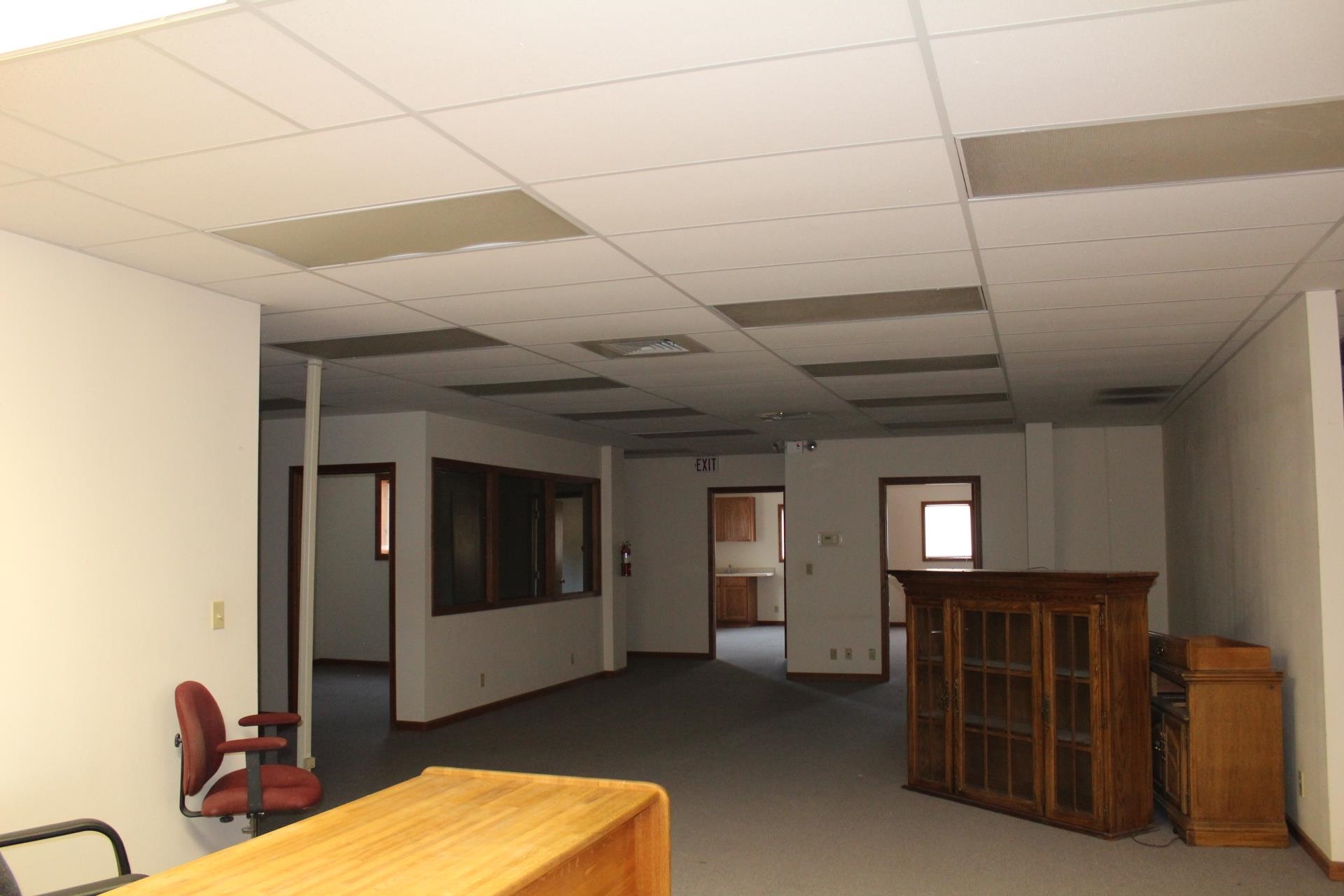 2013 W Main Street Property Photo 18