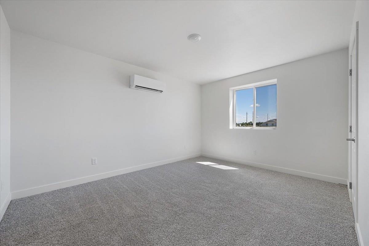 10885 Eagle Court Property Photo 8